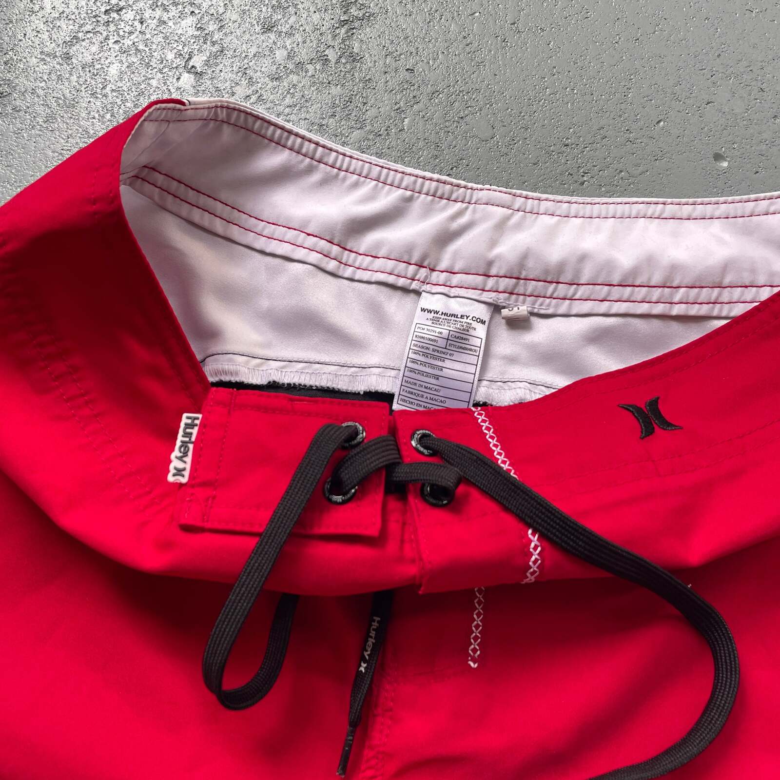 2000's Hurley Boardshorts (32)