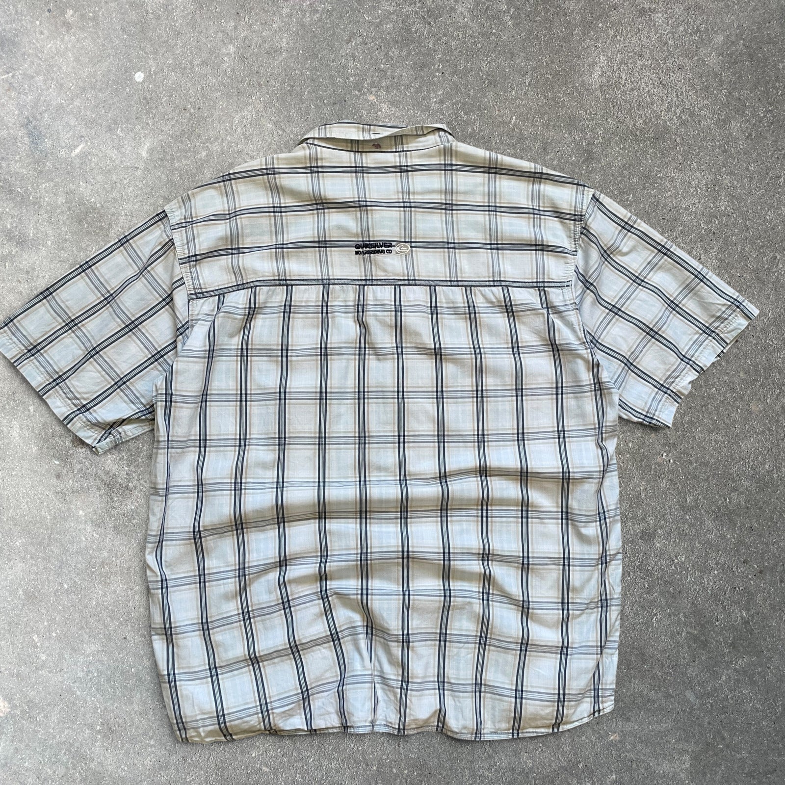 2000's Quiksilver Surf Shirt (XL)