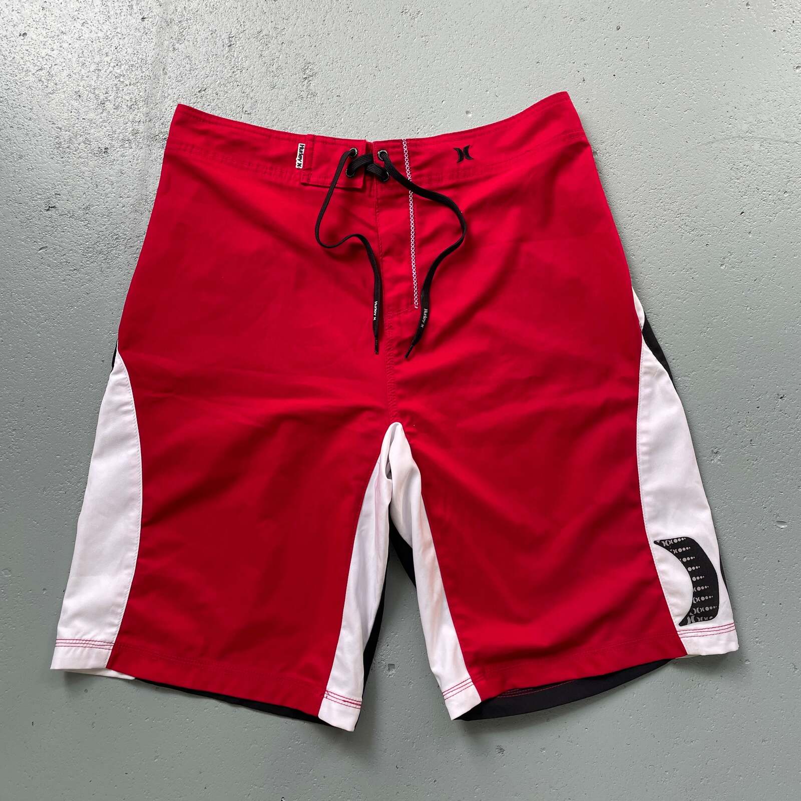 2000's Hurley Boardshorts (32)