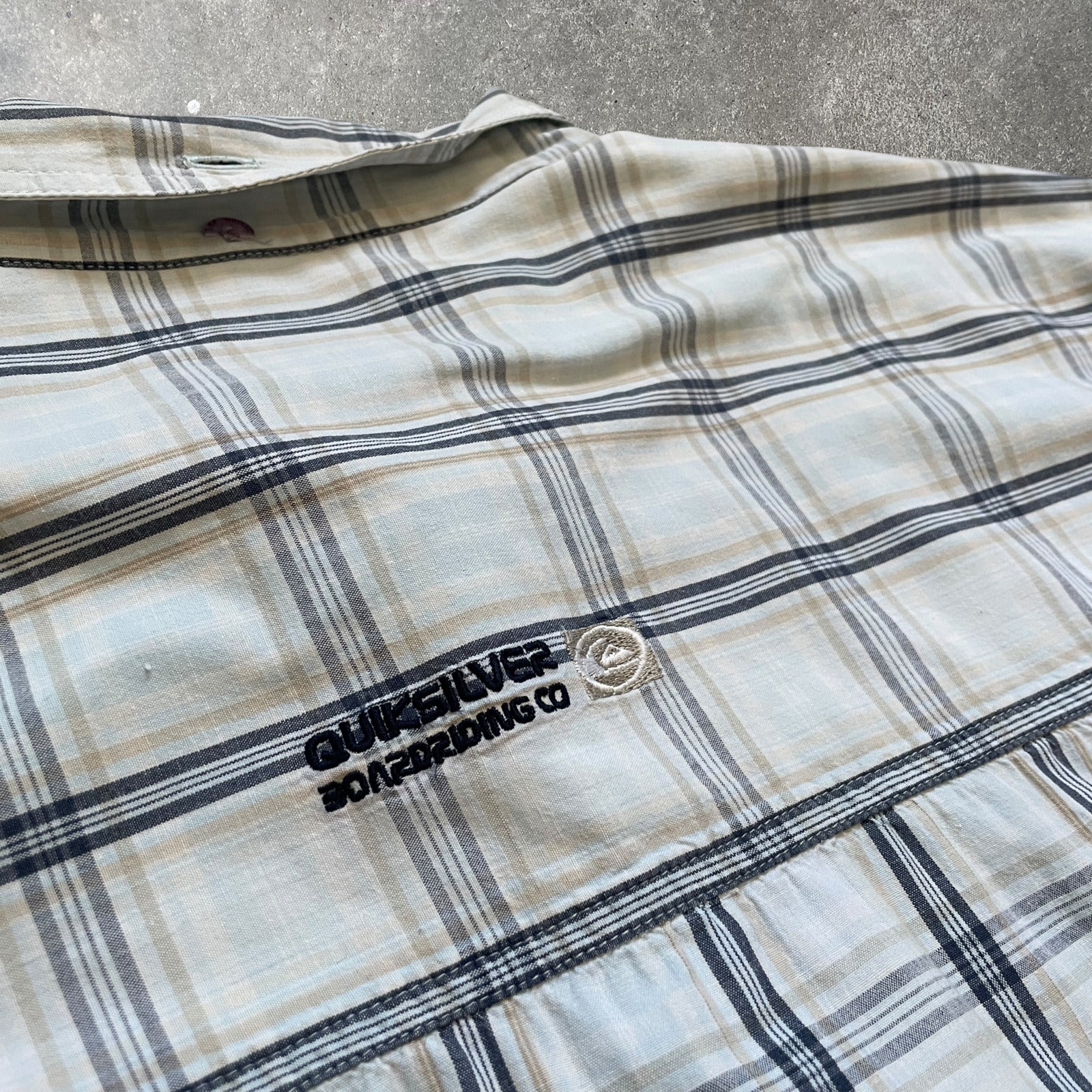 2000's Quiksilver Surf Shirt (XL)