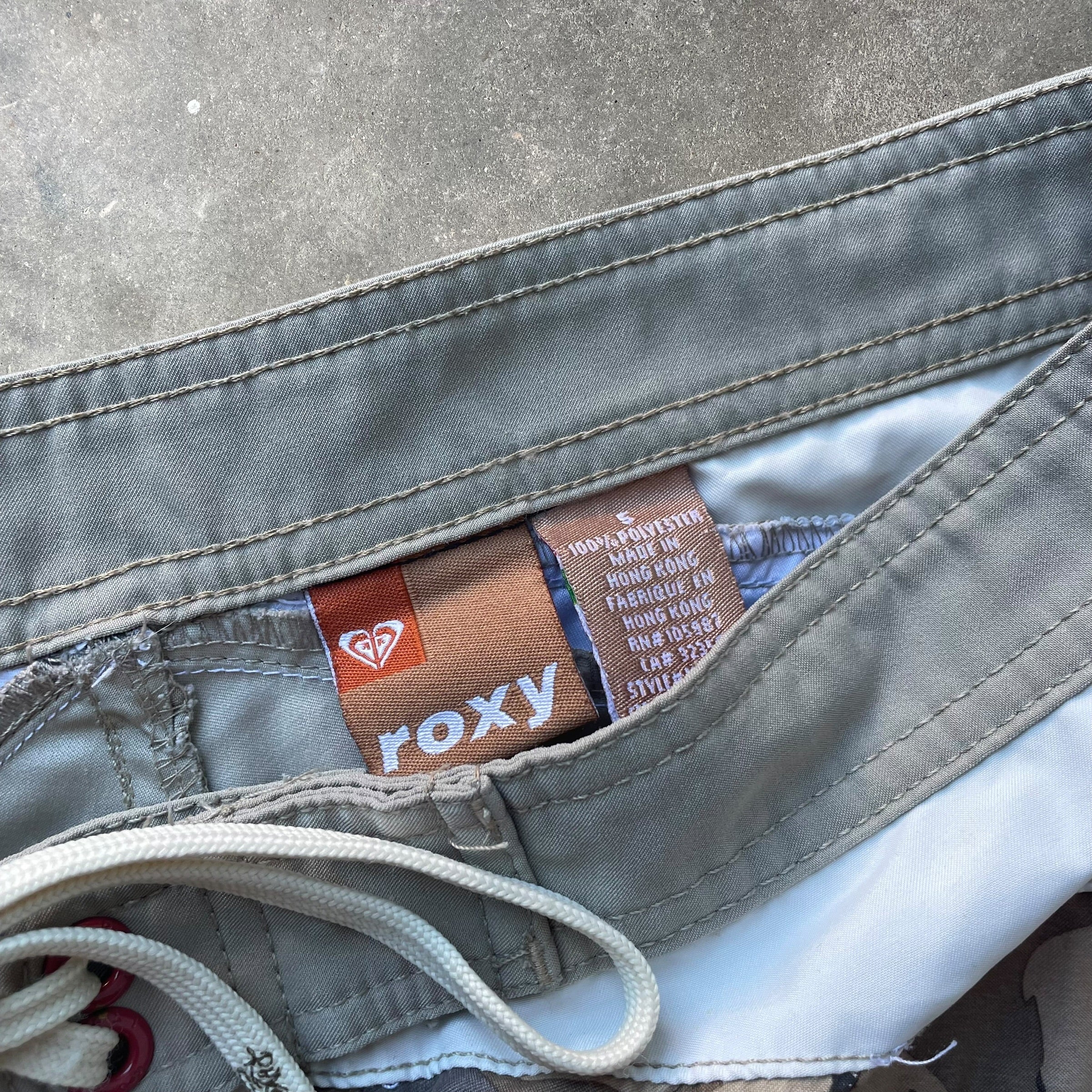 2000's Roxy Boardshorts (5)