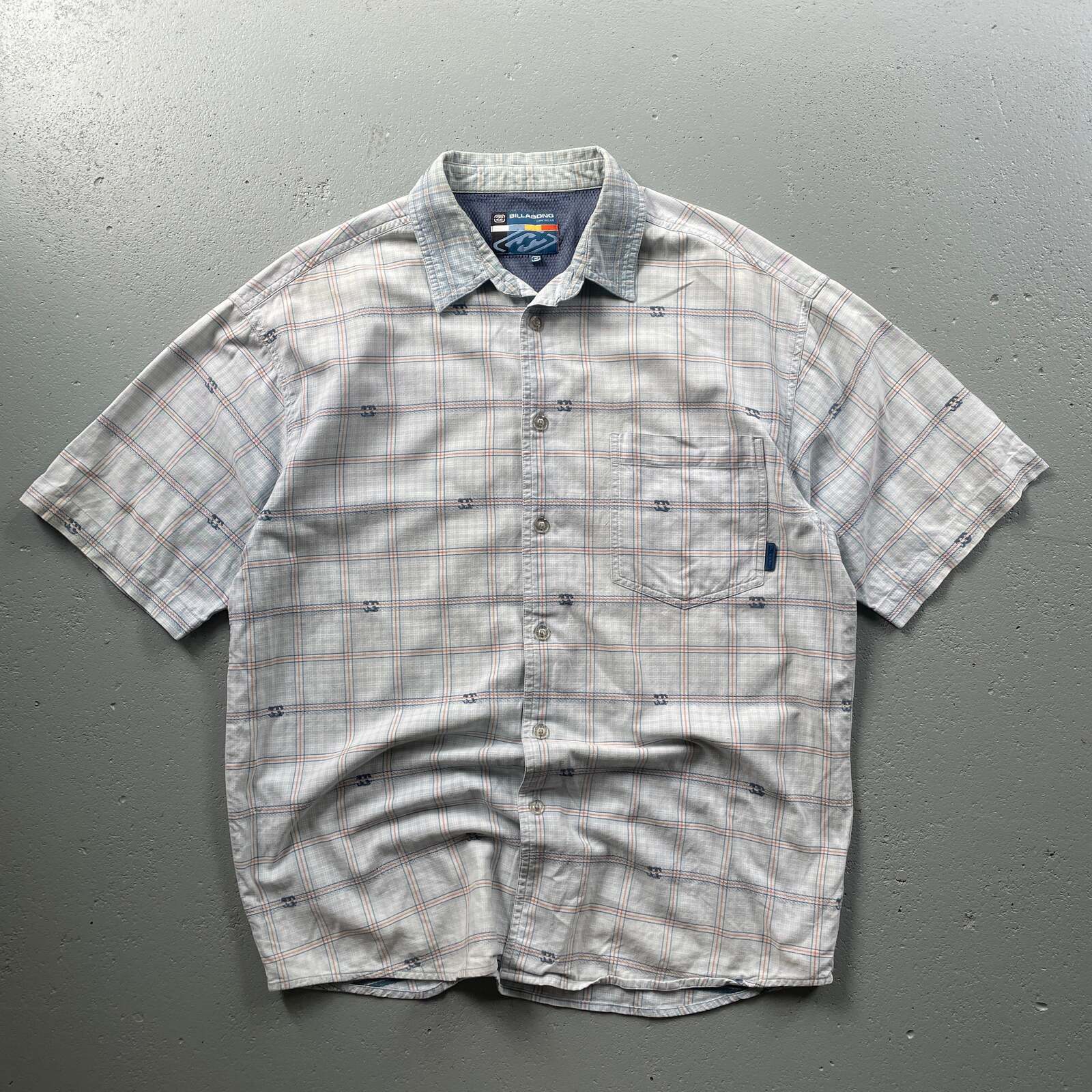 90's Billabong Short Sleeve Shirt (M)