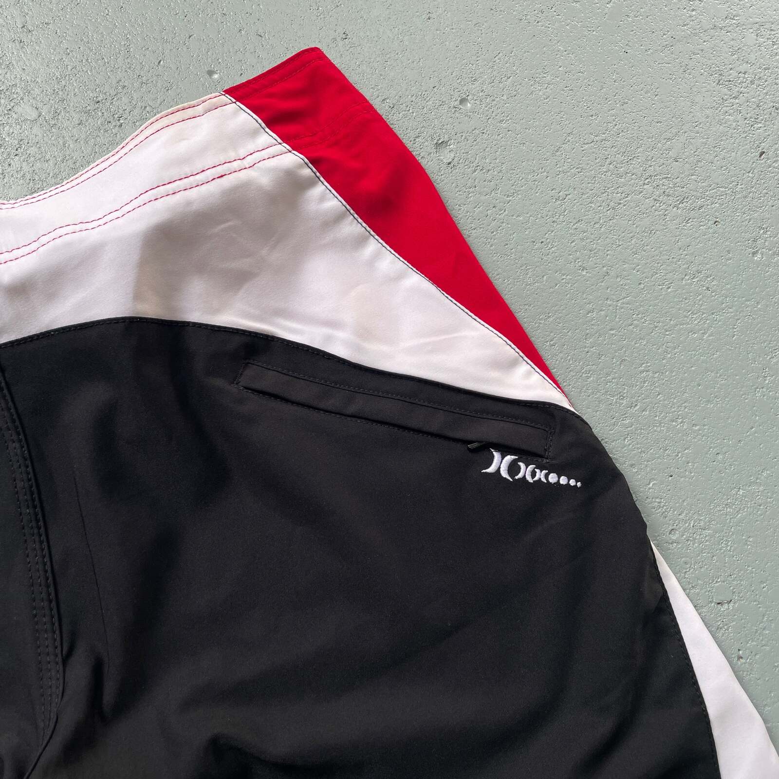 2000's Hurley Boardshorts (32)