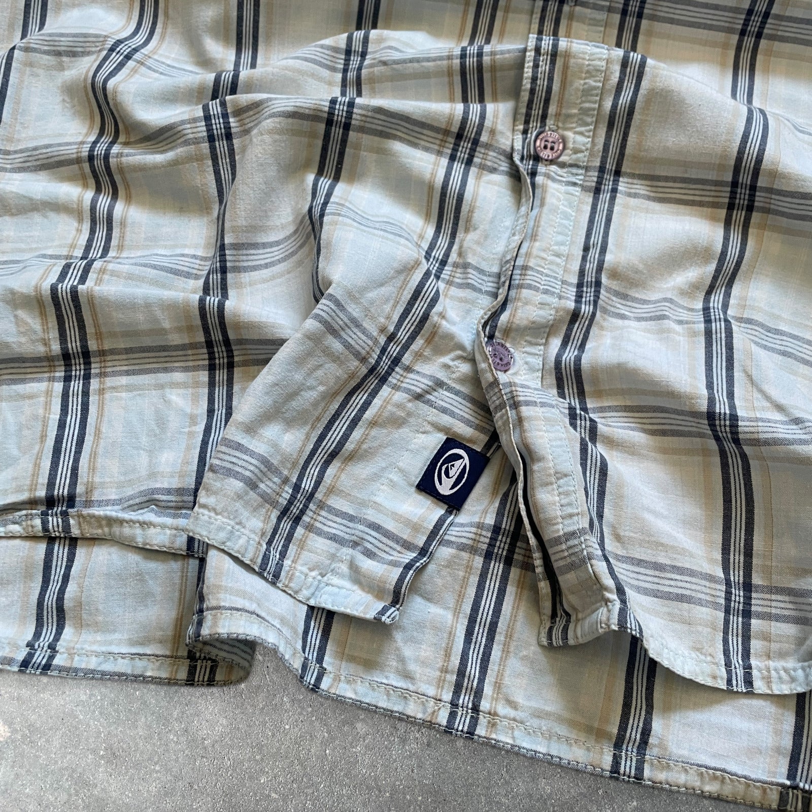 2000's Quiksilver Surf Shirt (XL)