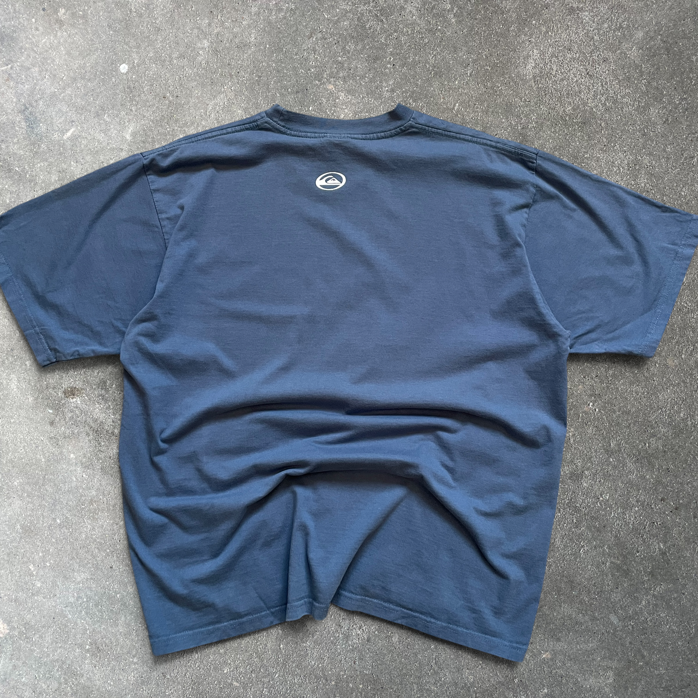 2000's Quiksilver T-Shirt (M)