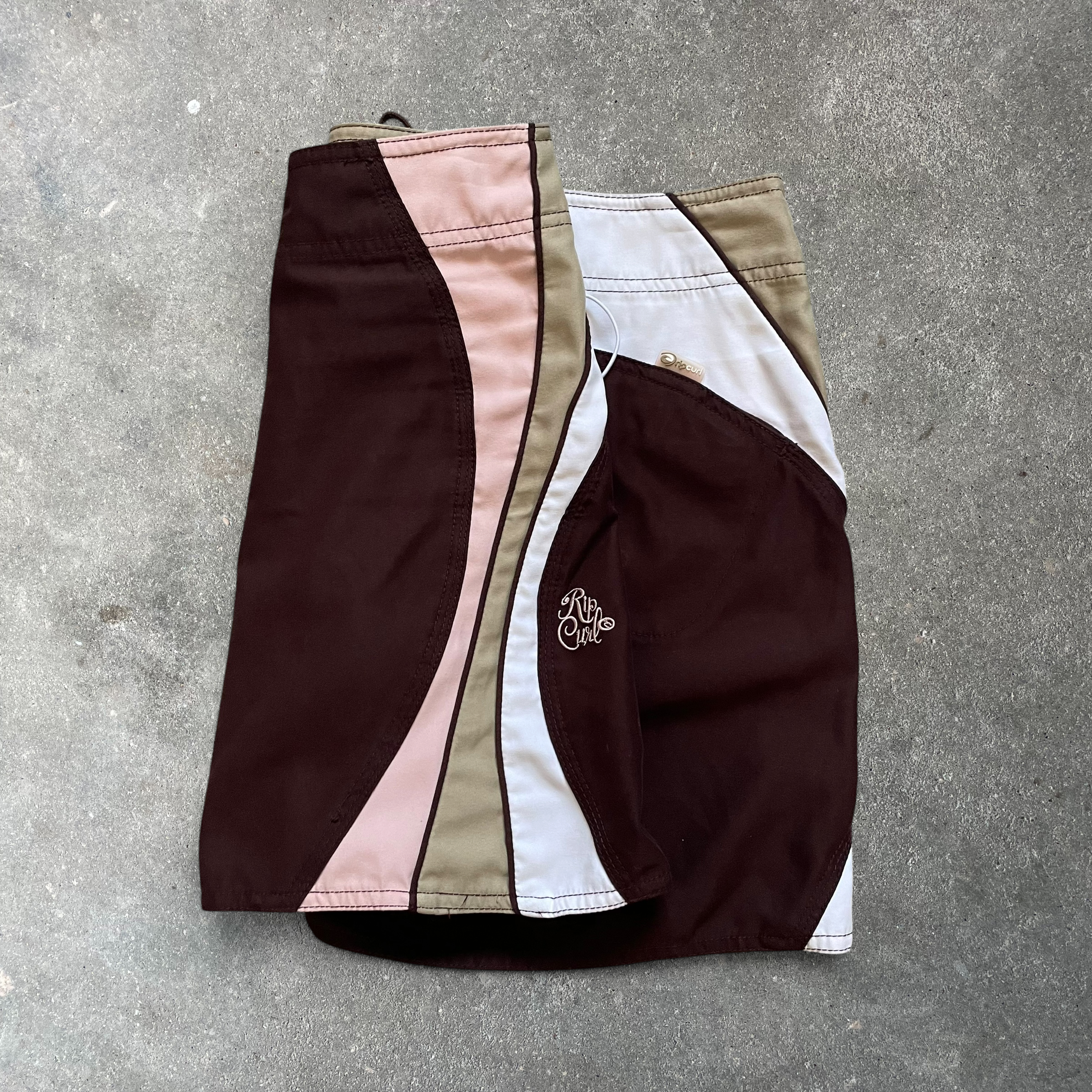 2000's Rip Curl Boardshorts (29)
