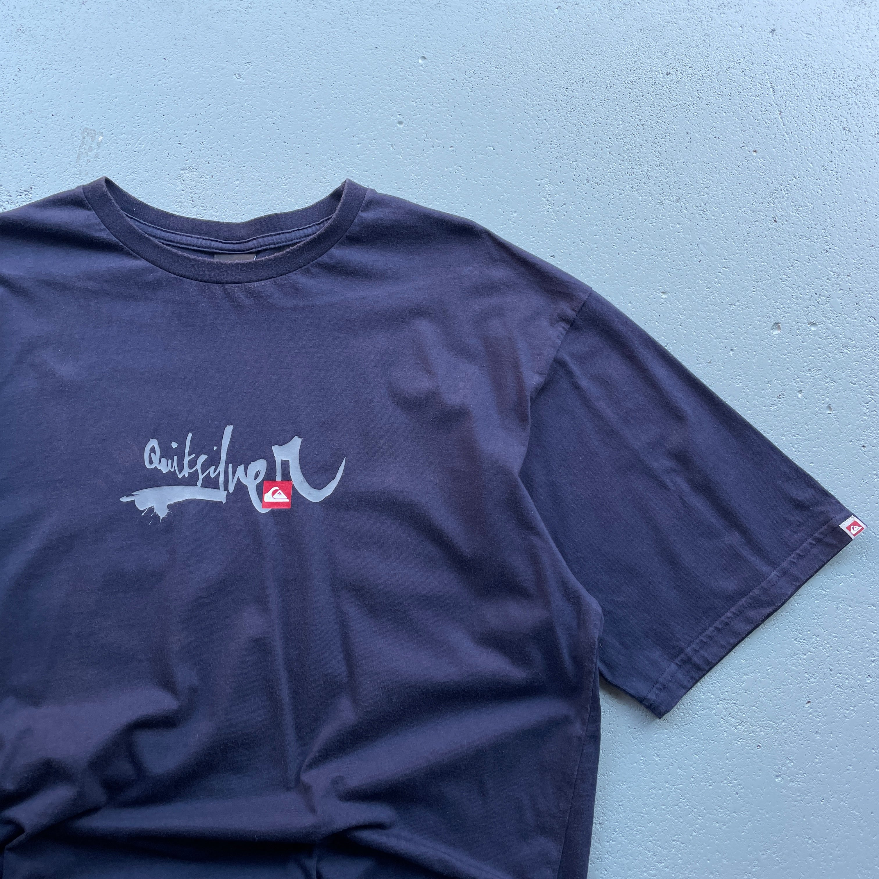 2000's Quiksilver T-Shirt Navy (XL)
