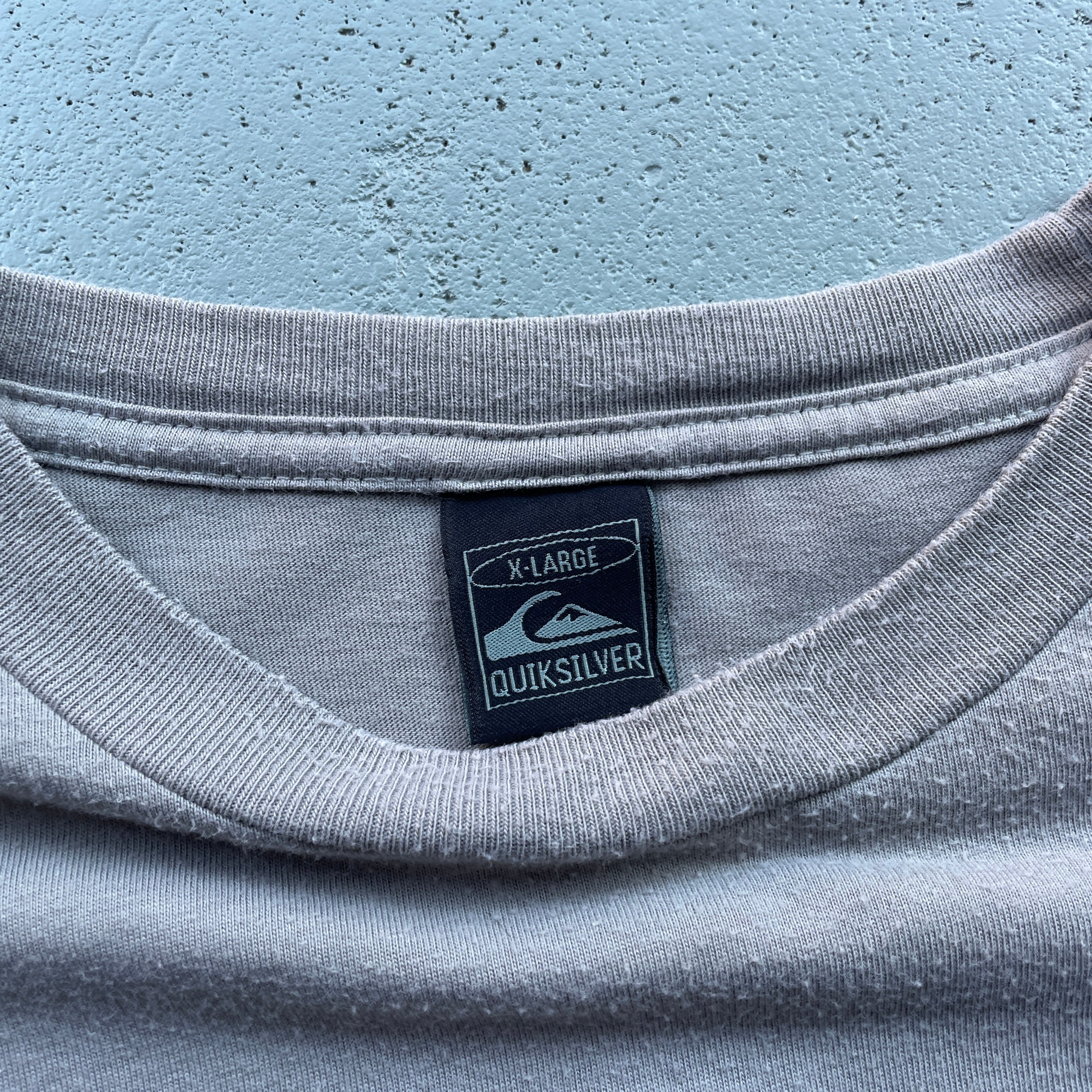 2000's Quiksilver T-Shirt Light Brown (XL)