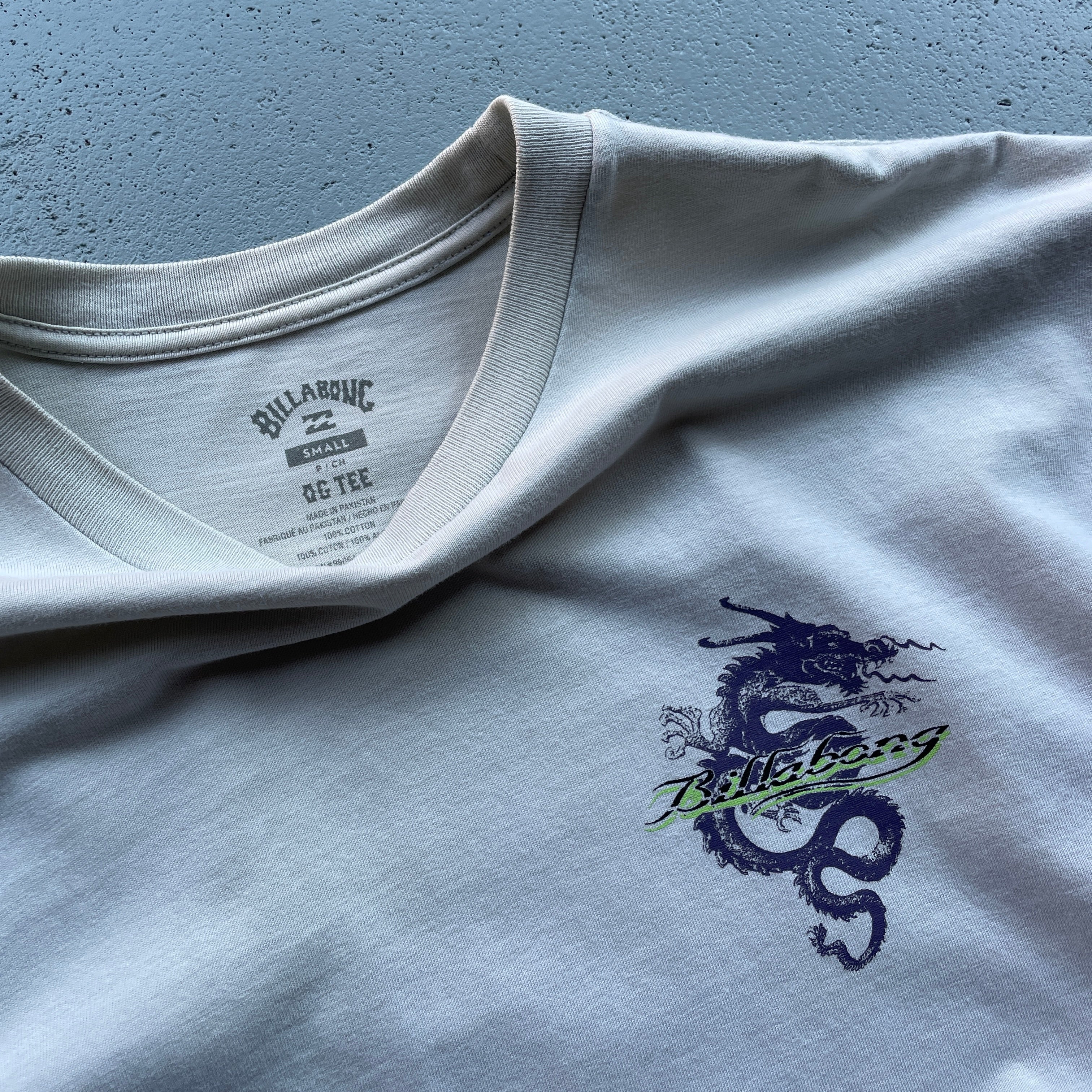 2000's Billabong Dragon Tee Stone (S)