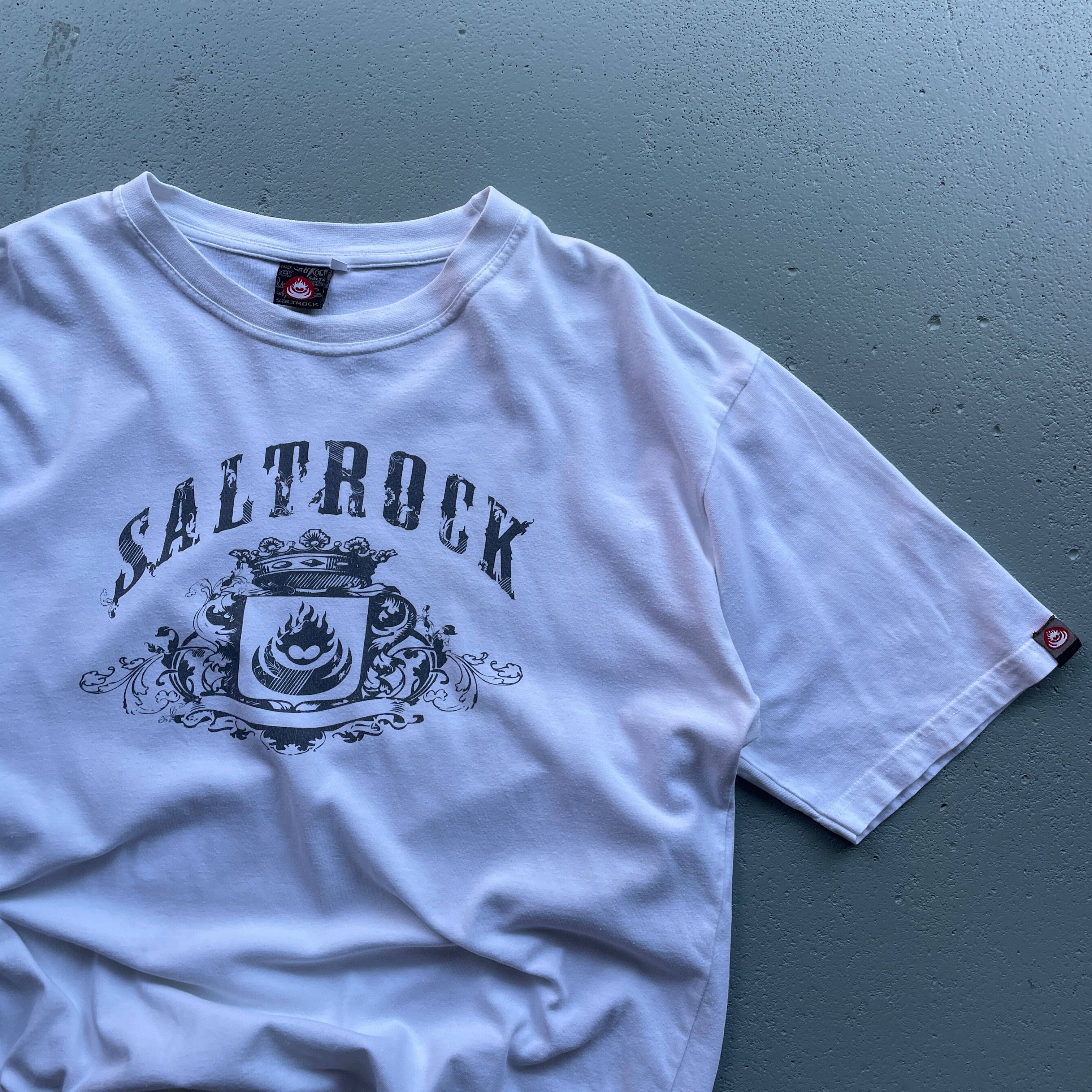 2000's Salt Rock T-shirt White (M/L)