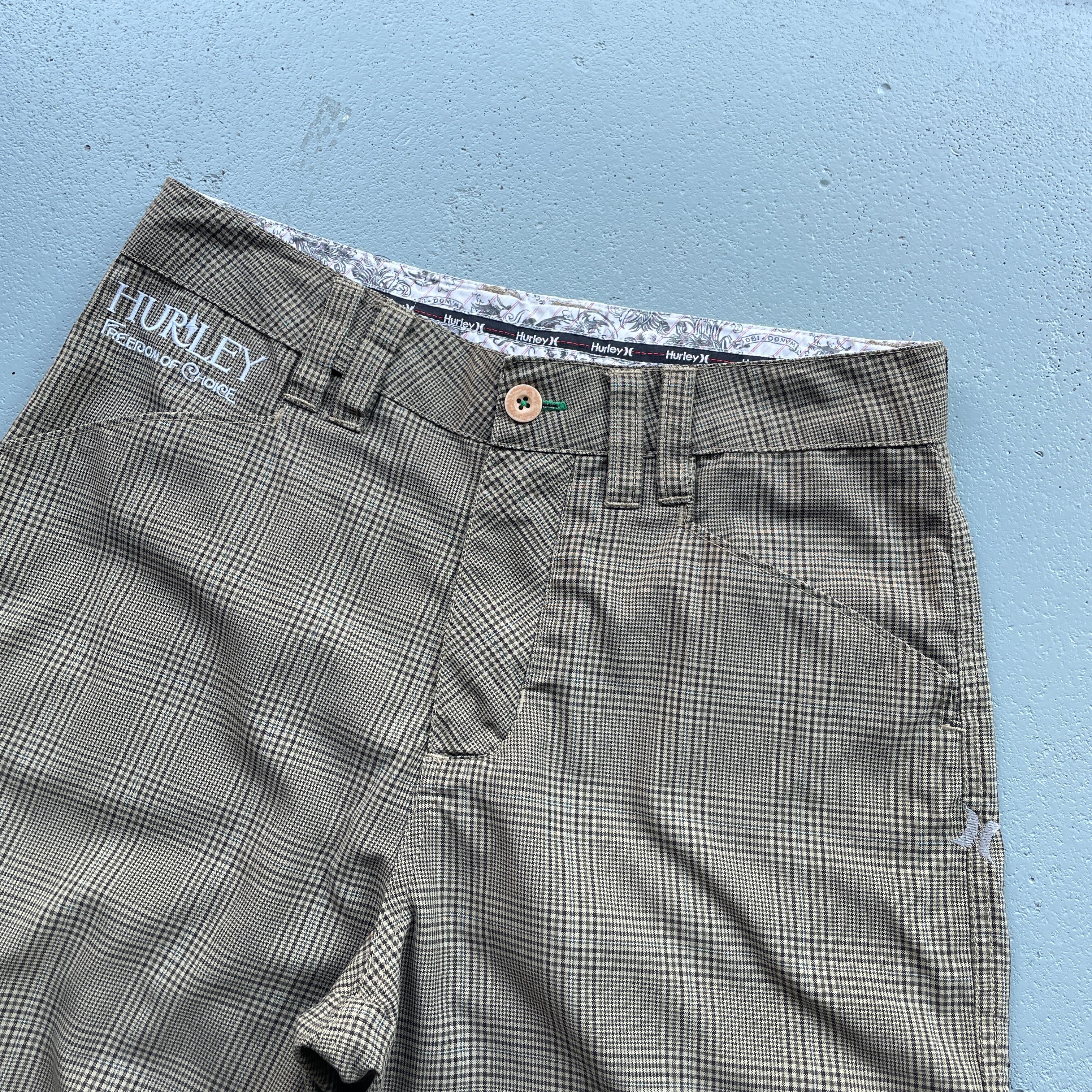 2000s Hurley Chino Shorts Brown (30)