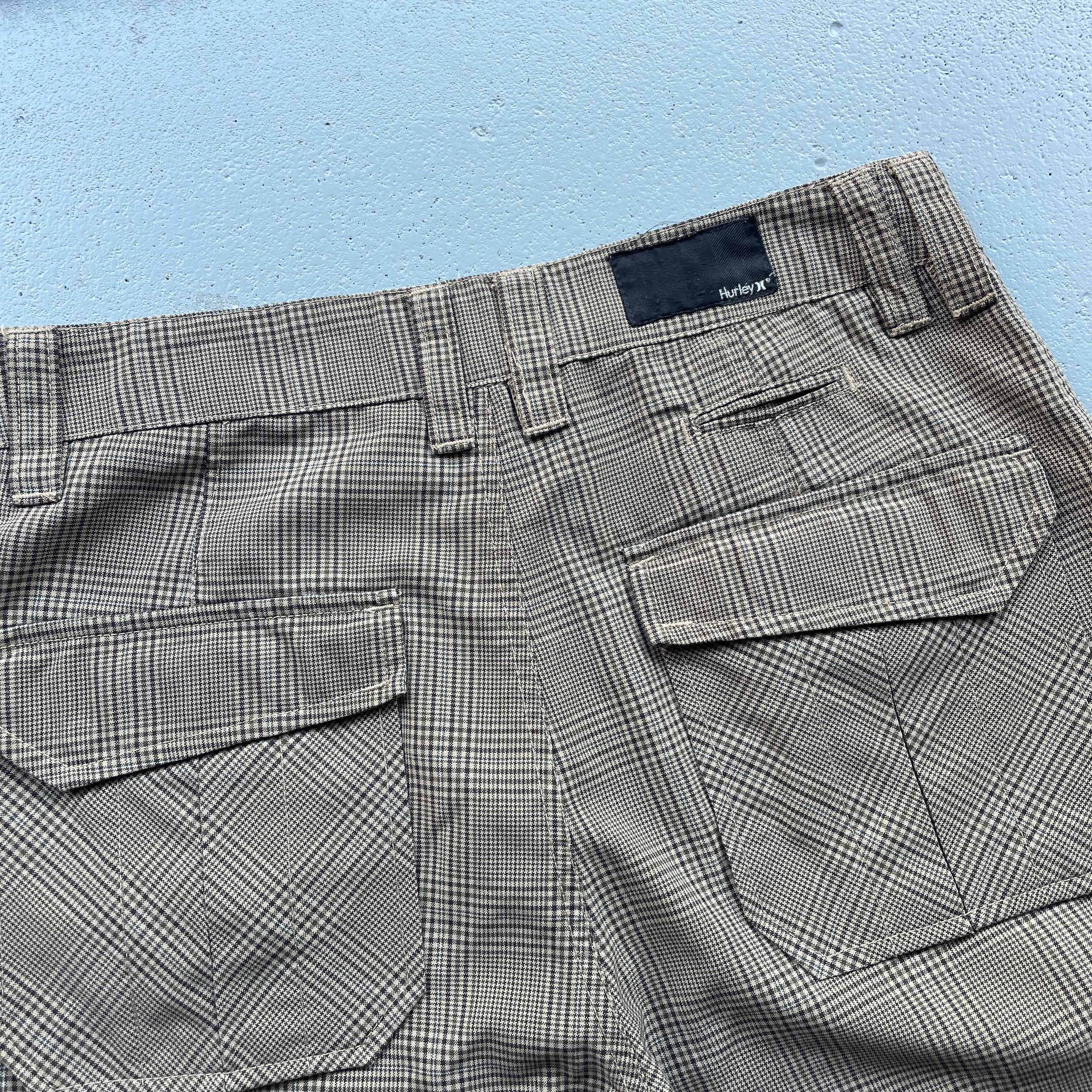 2000s Hurley Chino Shorts Brown (30)