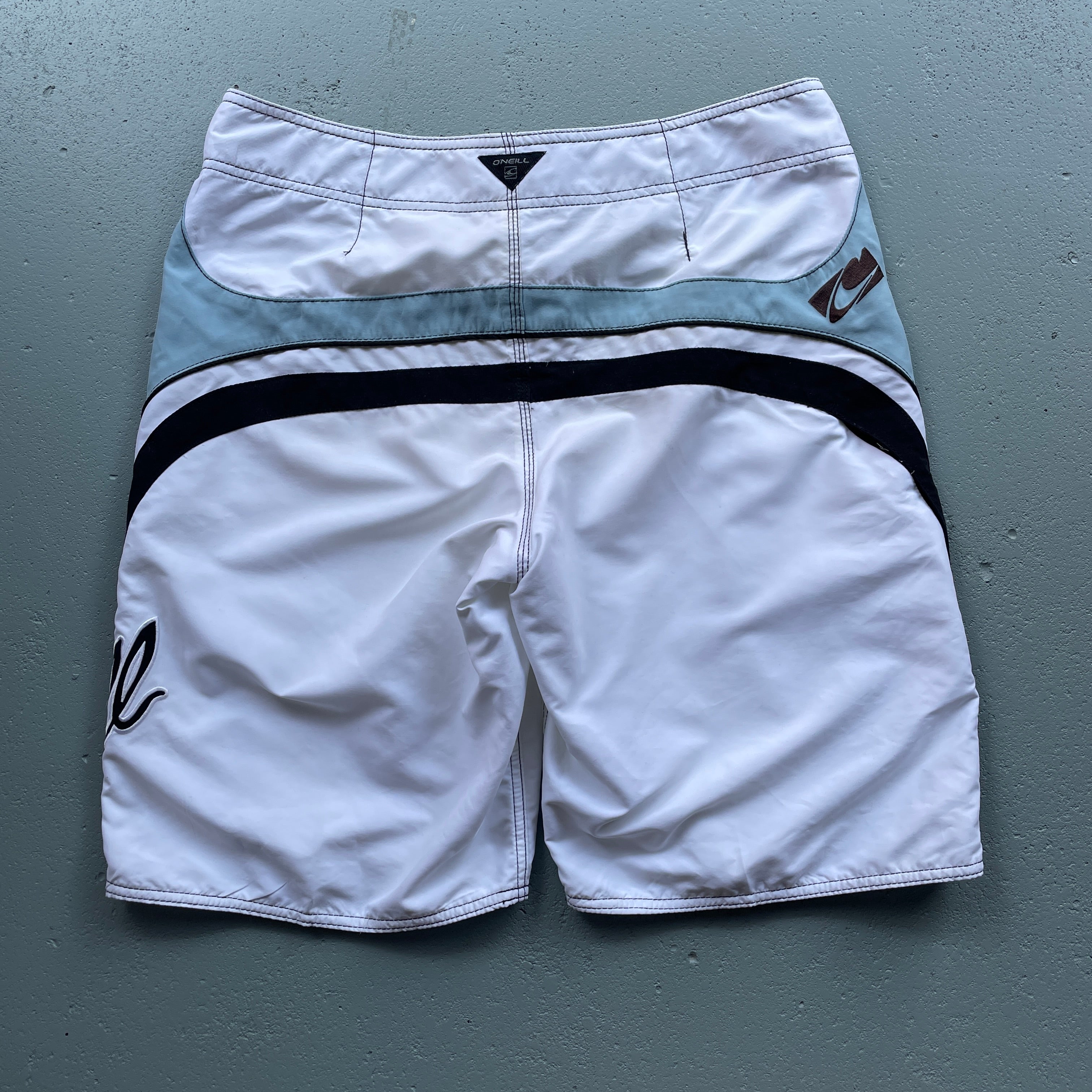 2000's O'Neill Boardshorts White (32)