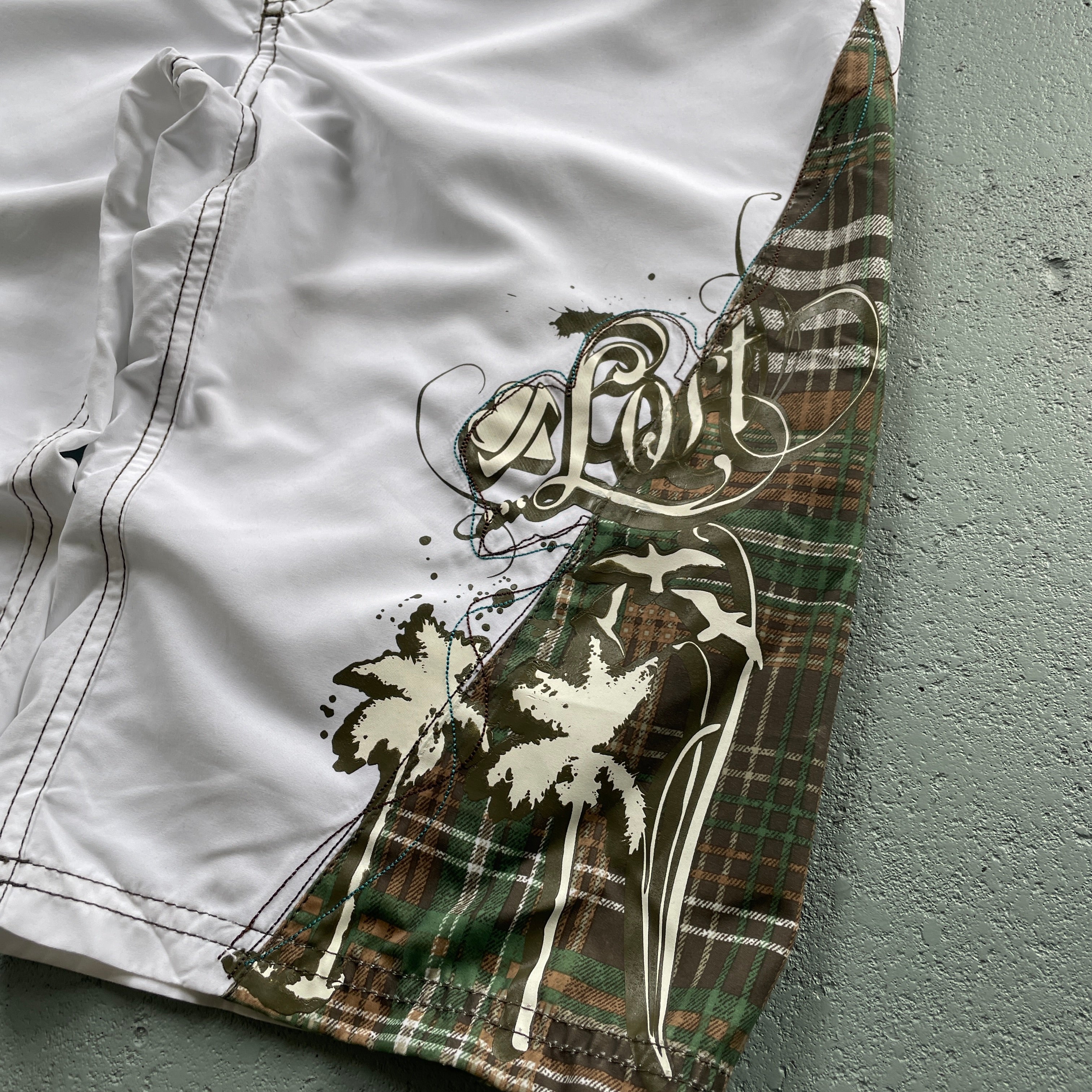2000's Lost Boardshorts White (31)