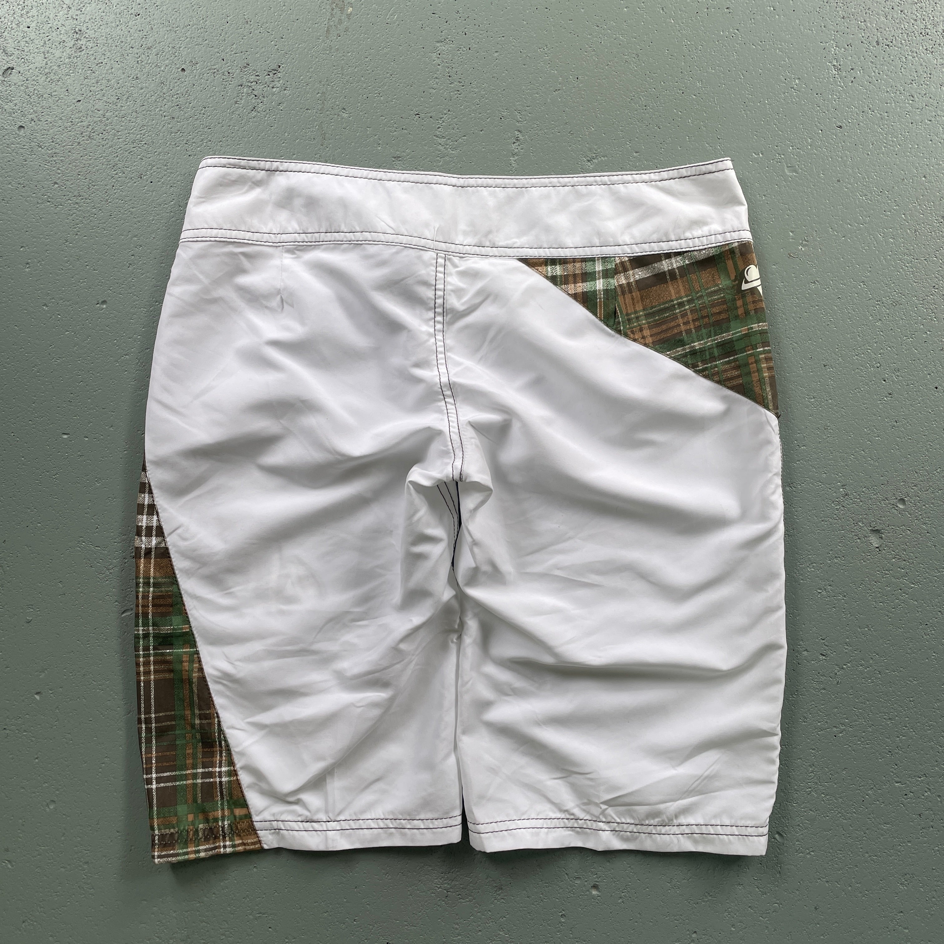 2000's Lost Boardshorts White (31)