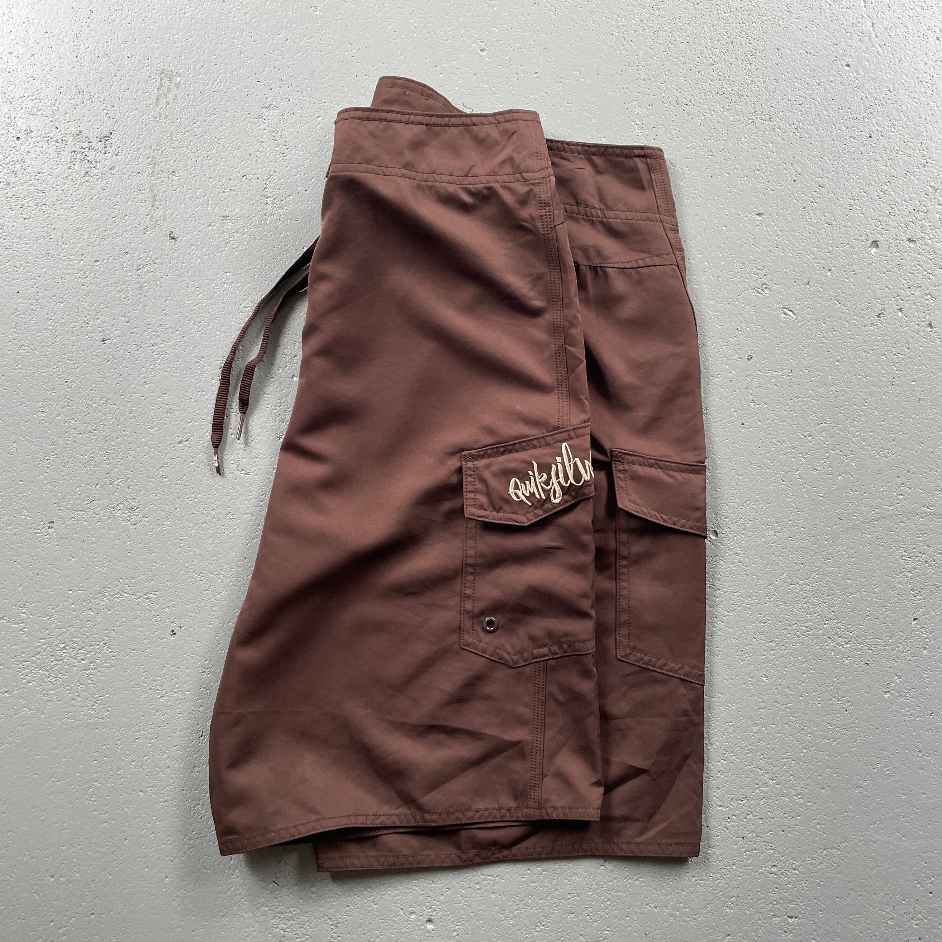 2000's Quiksilver Boardshorts Brown (32)
