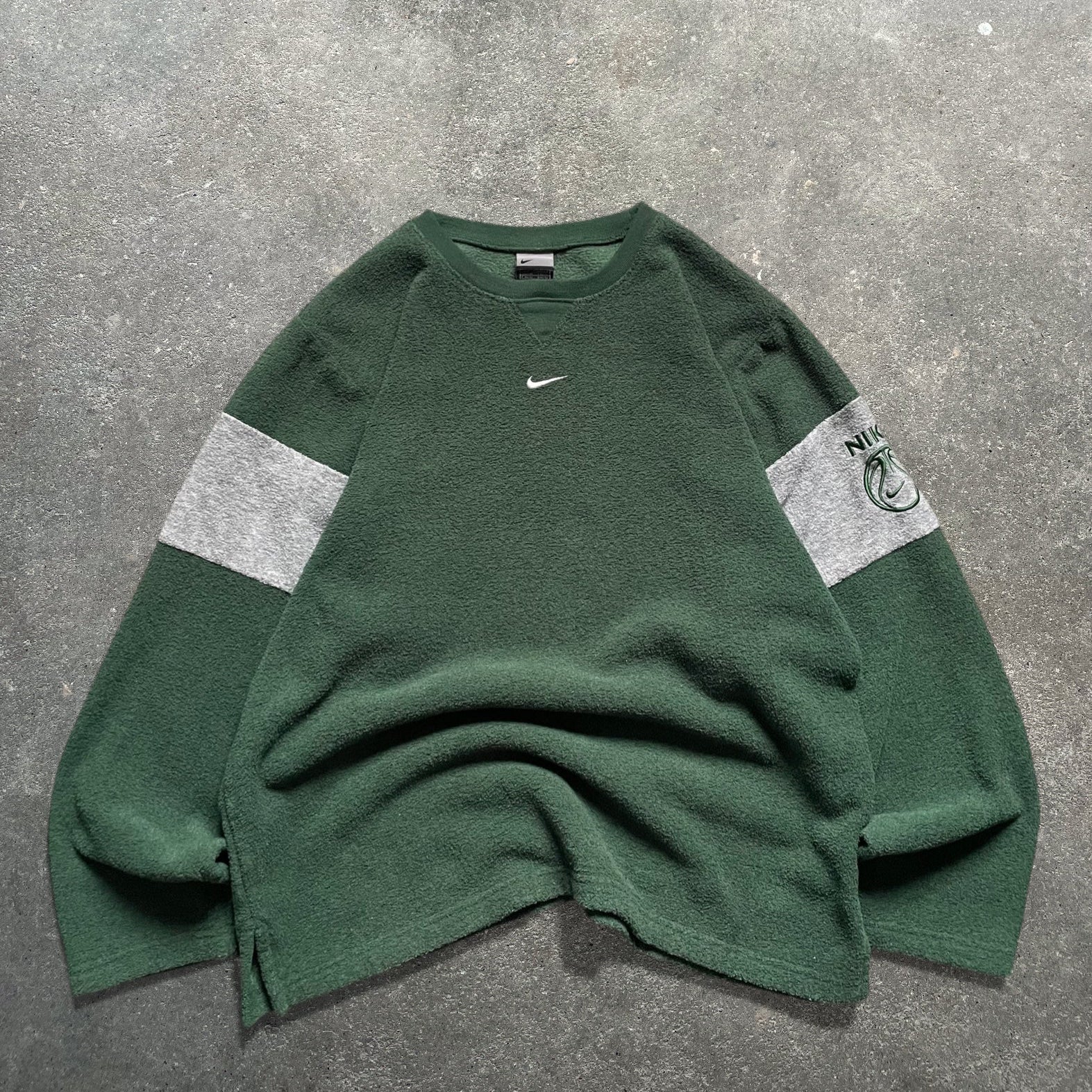 Vintage nike sweatshirt, vintage clothing, 2000's nike jumper, green nike sweatshirt