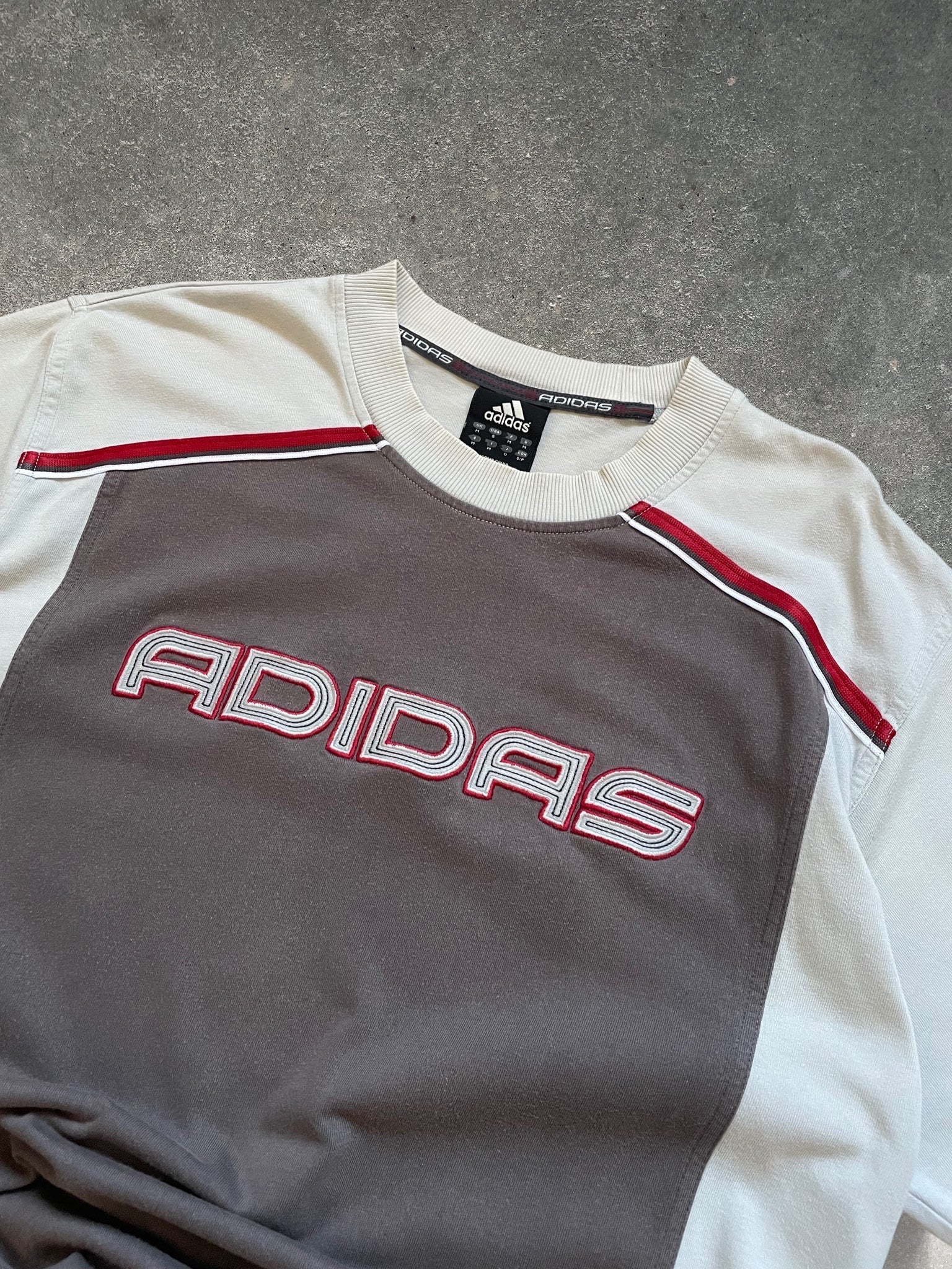 2000's Retro Adidas T-shirt (M)