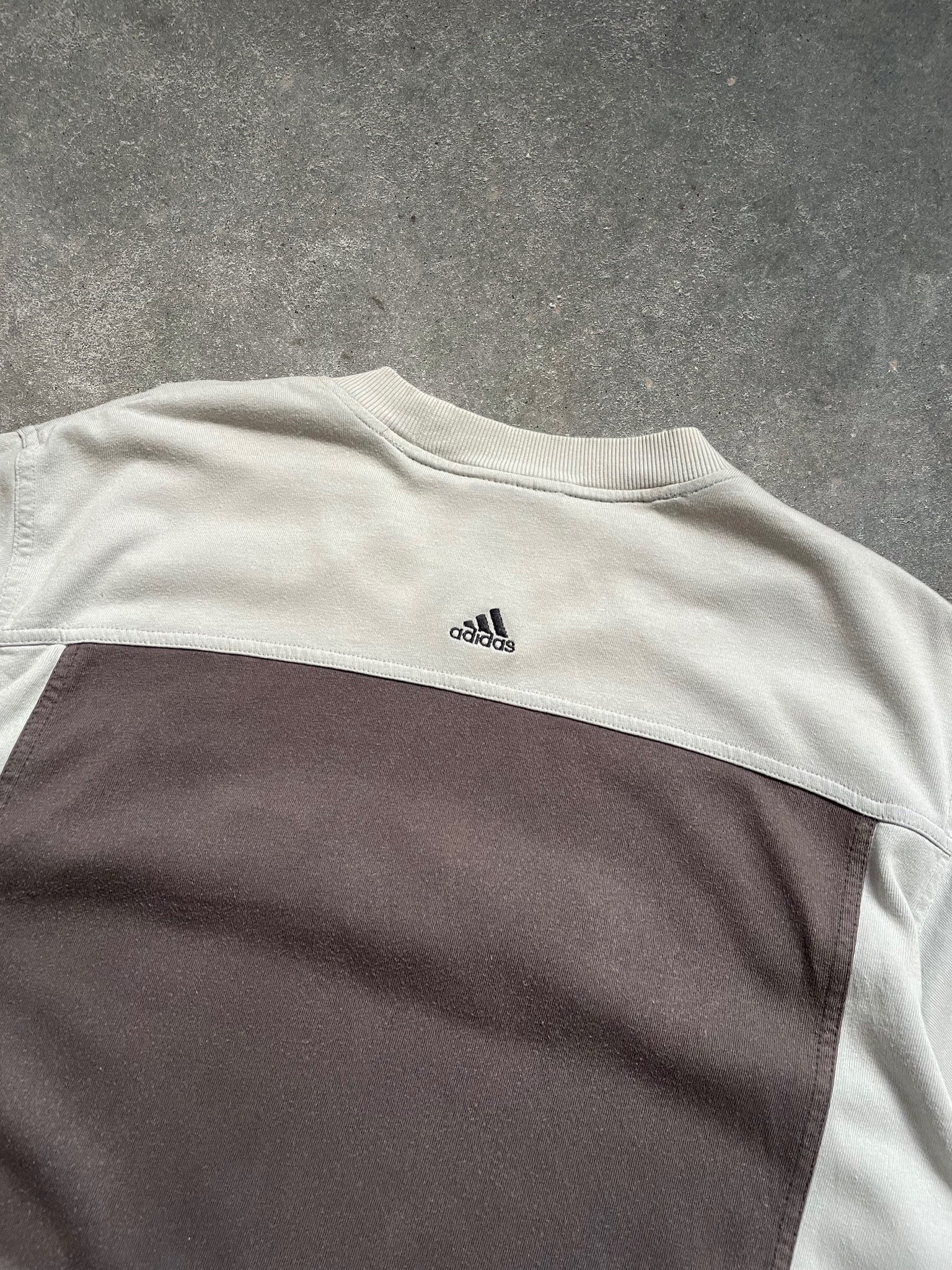 2000's Retro Adidas T-shirt (M)