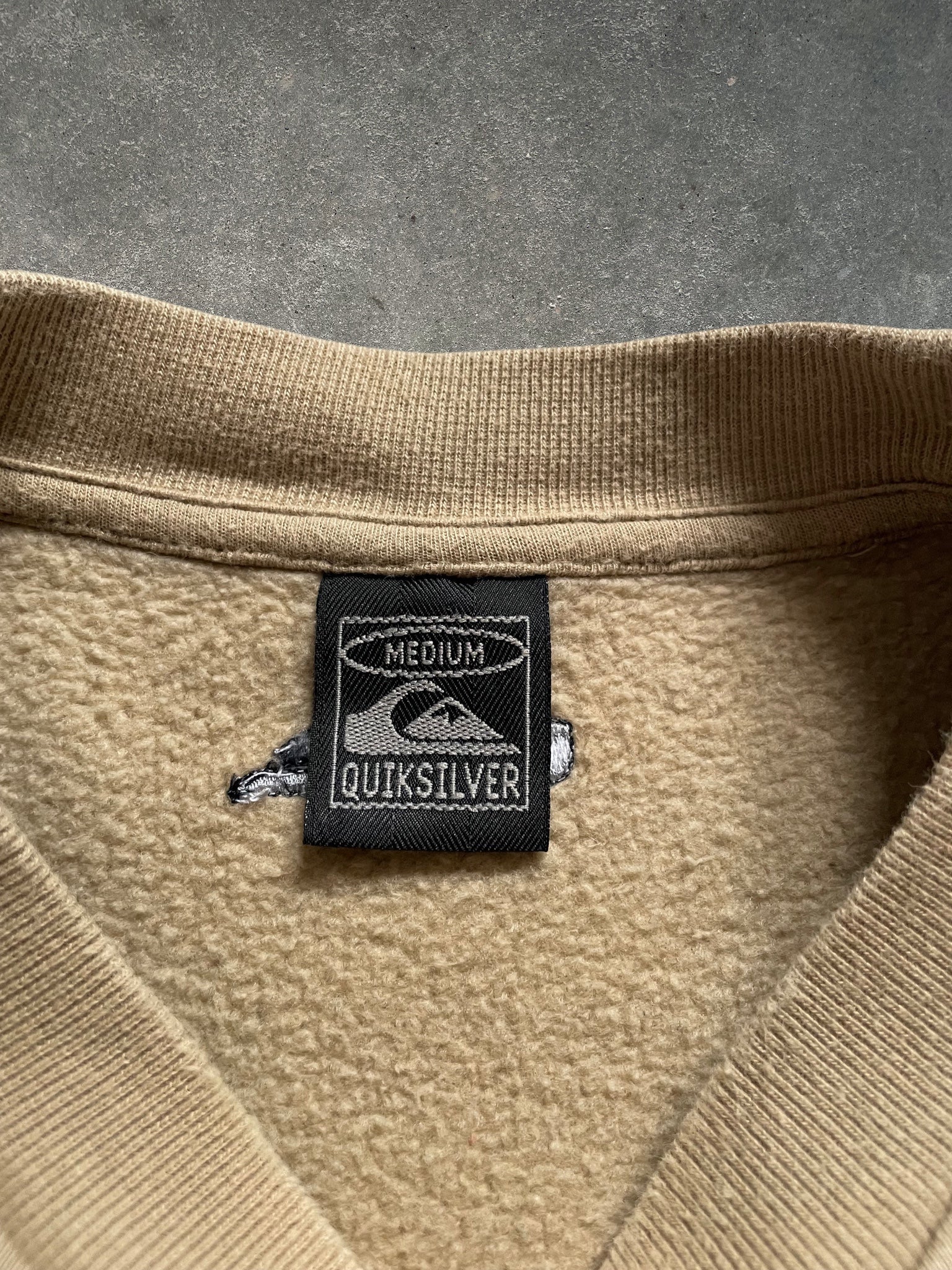 2000's Quiksilver Sweatshirt Beige (M)