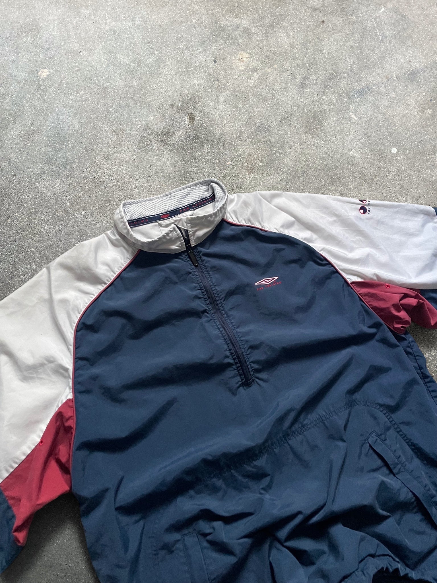 90's Umbro 1/4 Zip Windbreaker Jacket (L/XL)