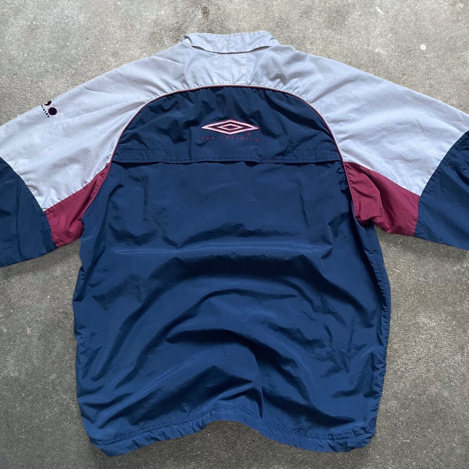 90's Umbro 1/4 Zip Windbreaker Jacket (L/XL)
