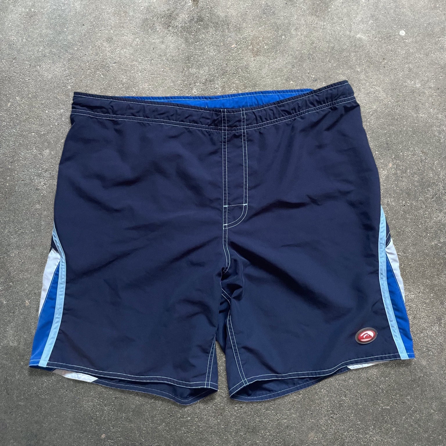 2000's Quiksilver Boardshorts (36)