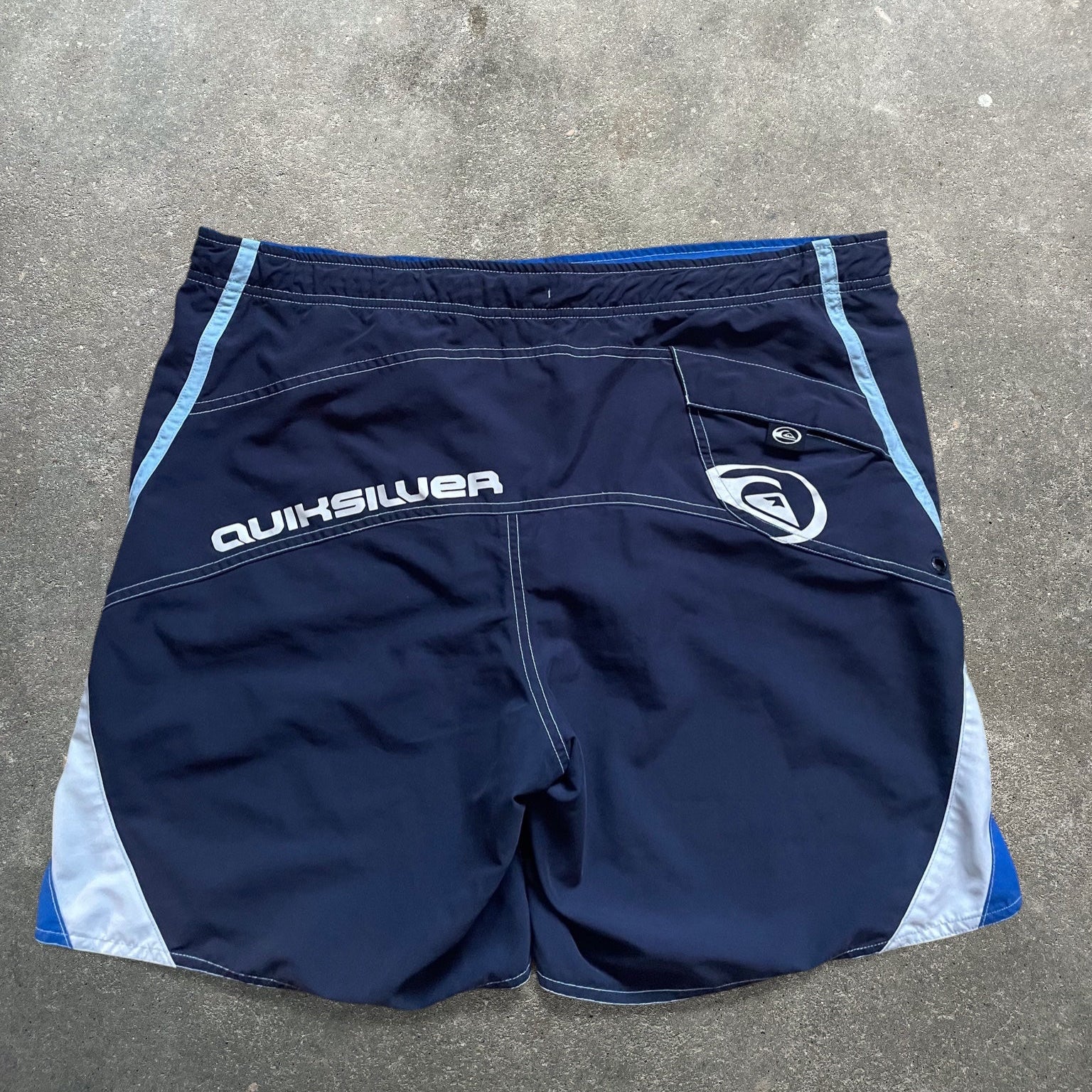 2000's Quiksilver Boardshorts (36)