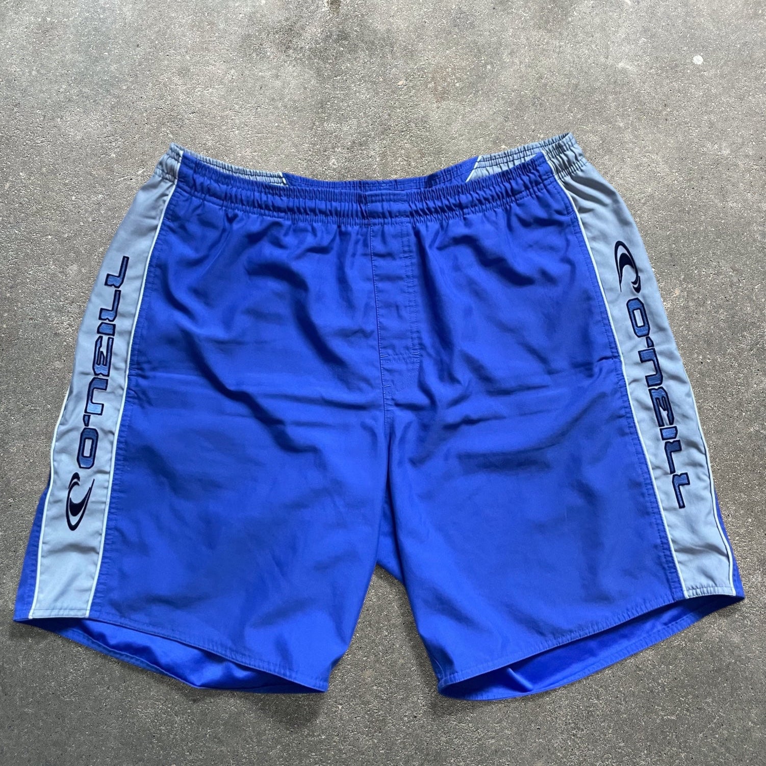 2000's O'Neill Boardshorts (36)