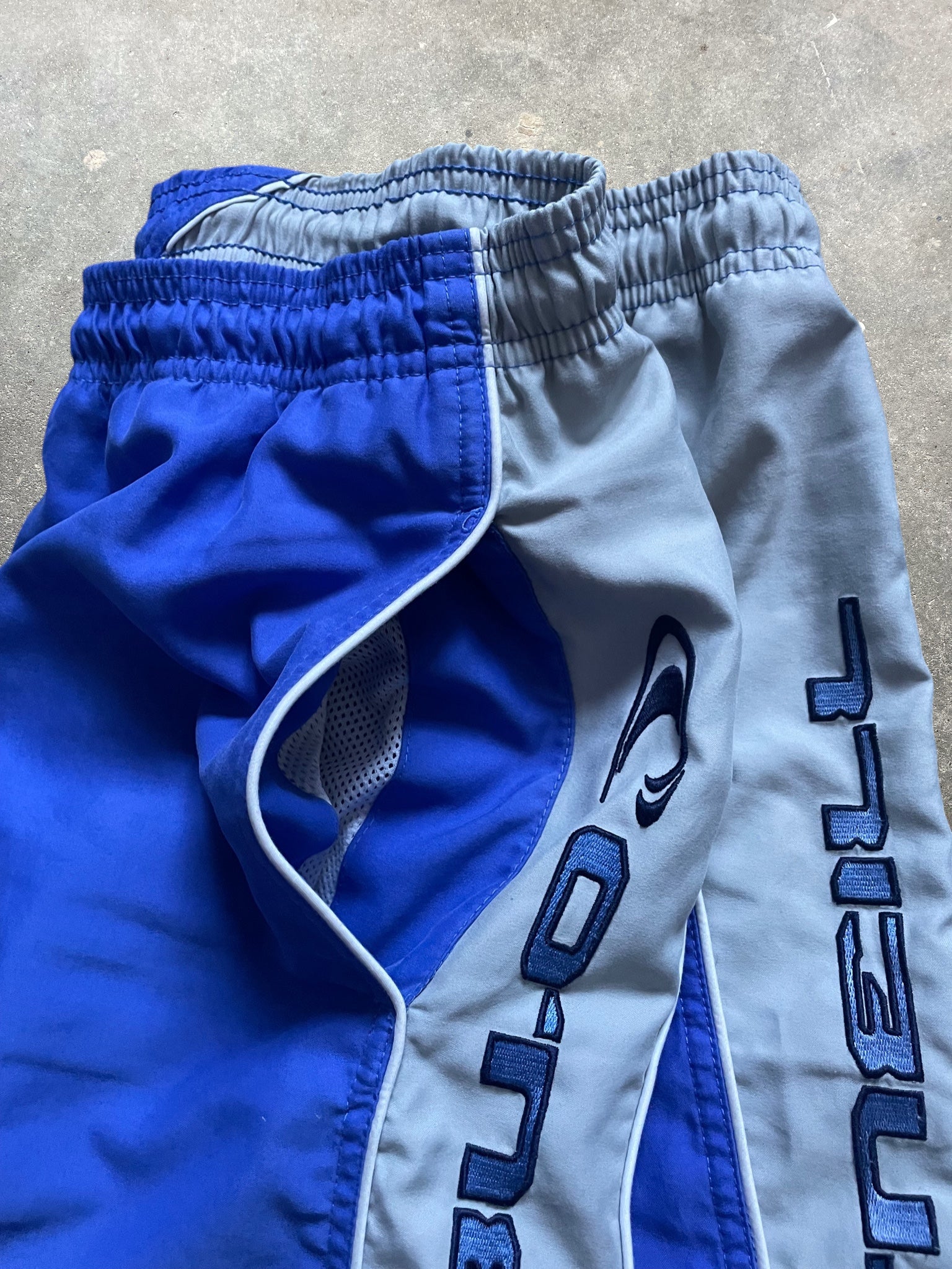 2000's O'Neill Boardshorts (36)