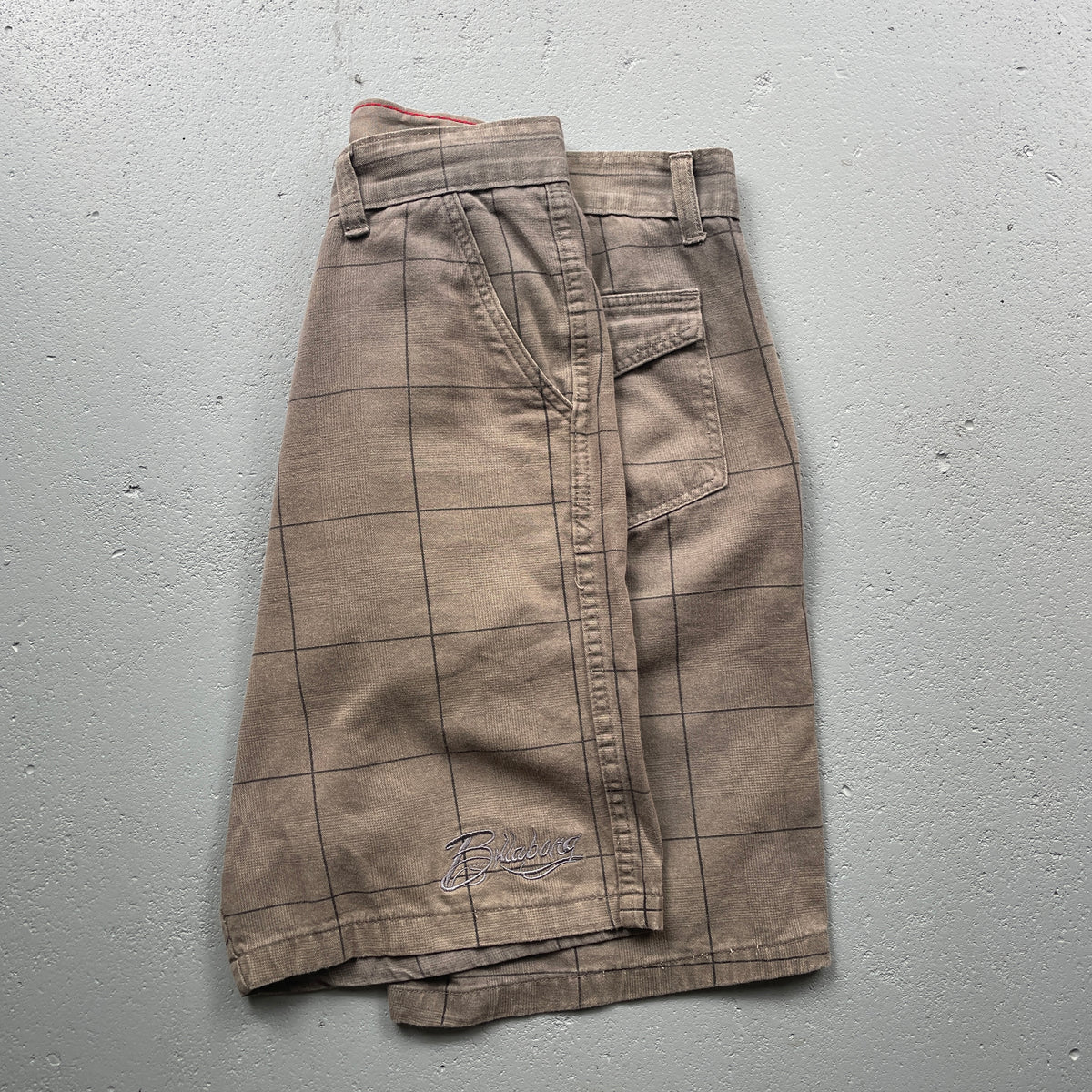 2000’s Billabong Chino Shorts (36)