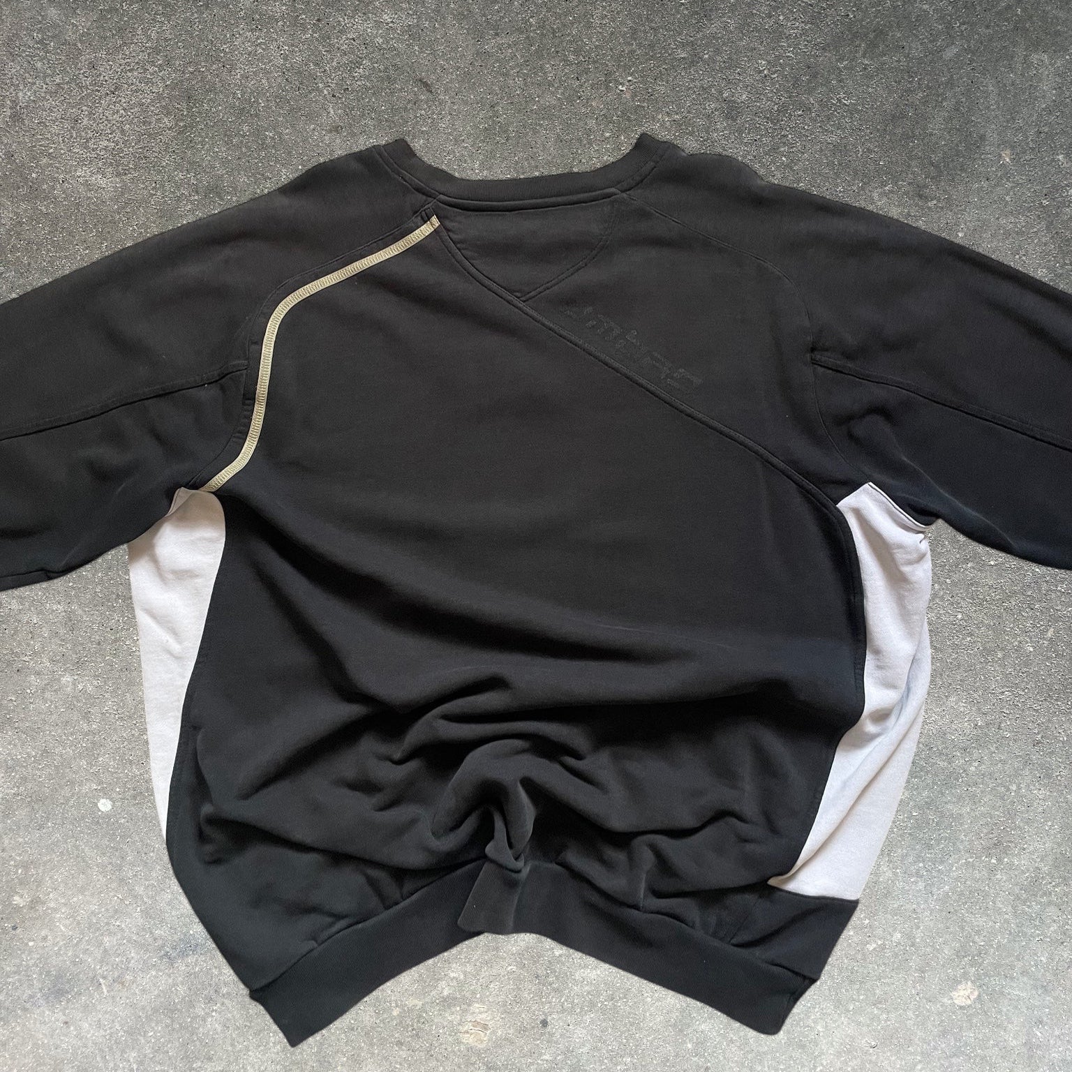 90's Umbro Sweatshirt Black (XL)