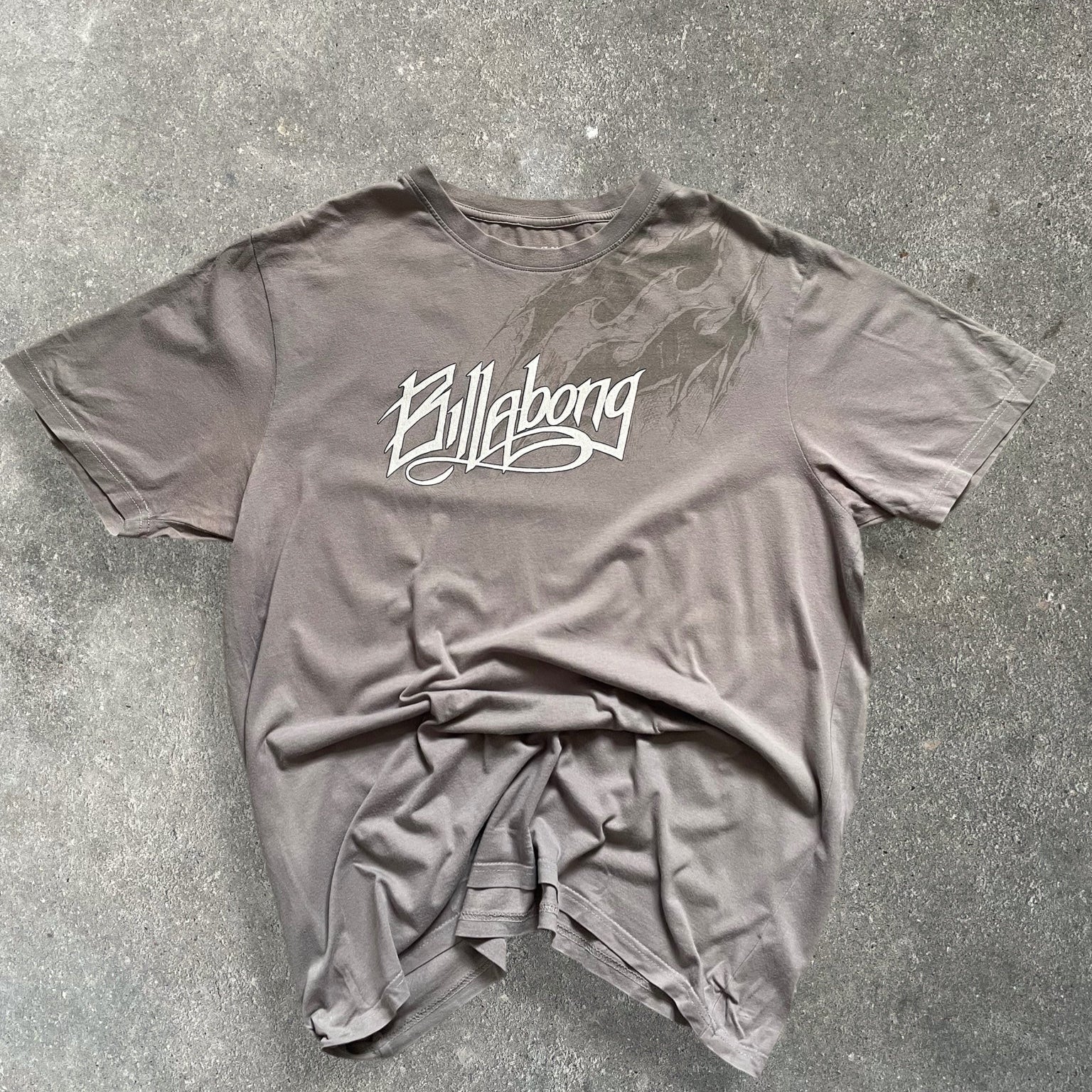 2000's Billabong Tee Brown (L)