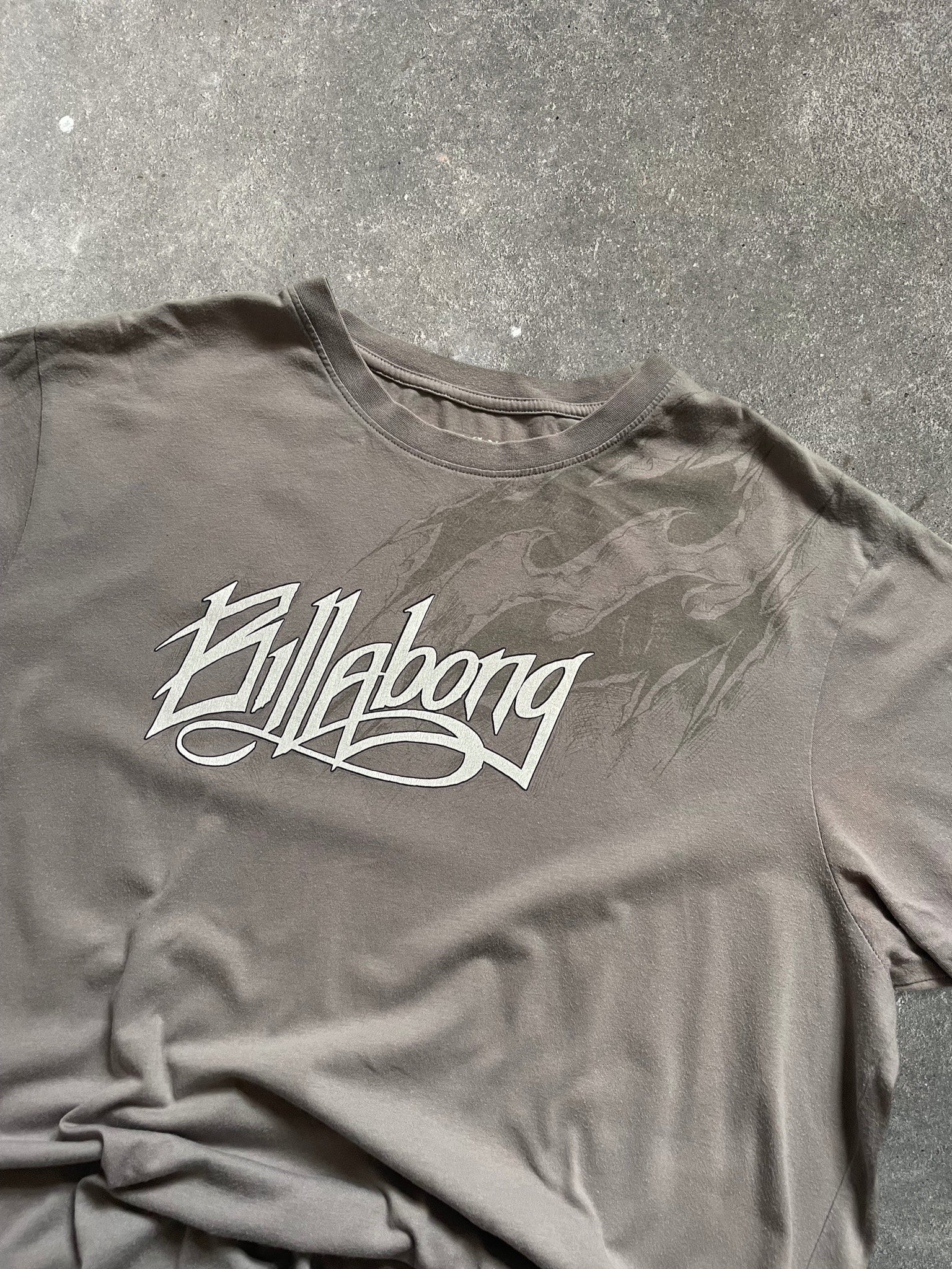 2000's Billabong Tee Brown (L)