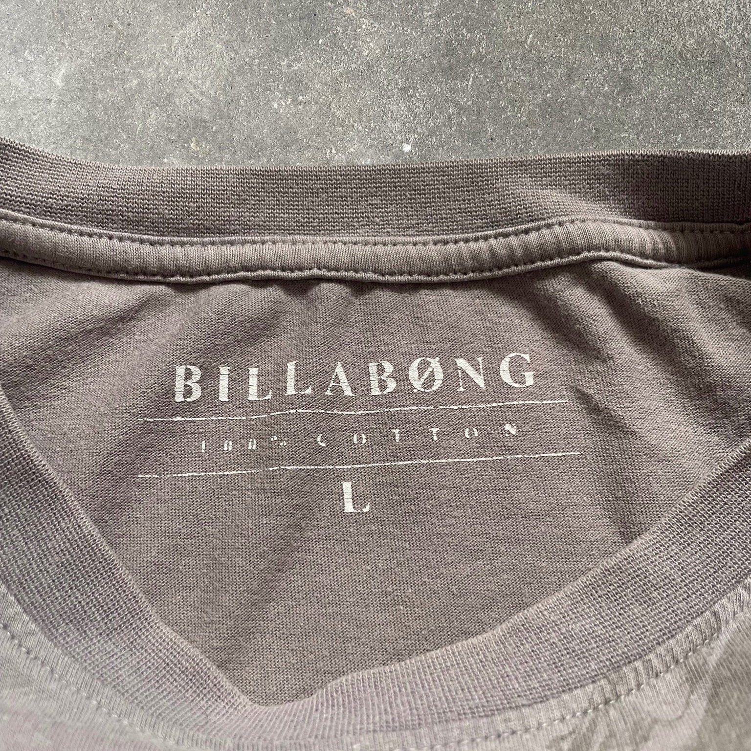 2000's Billabong Tee Brown (L)