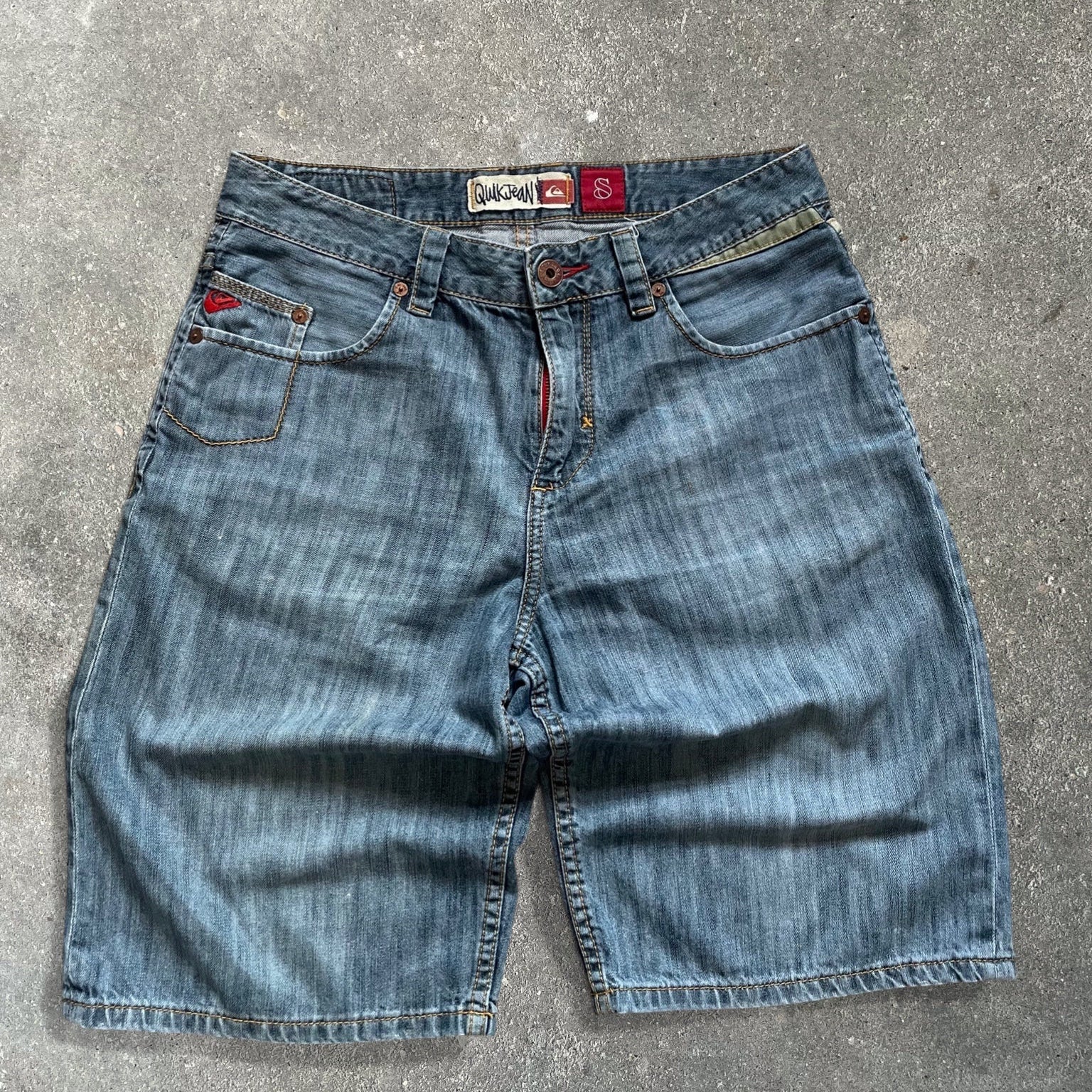 2000's Quiksilver Denim Jorts (32)
