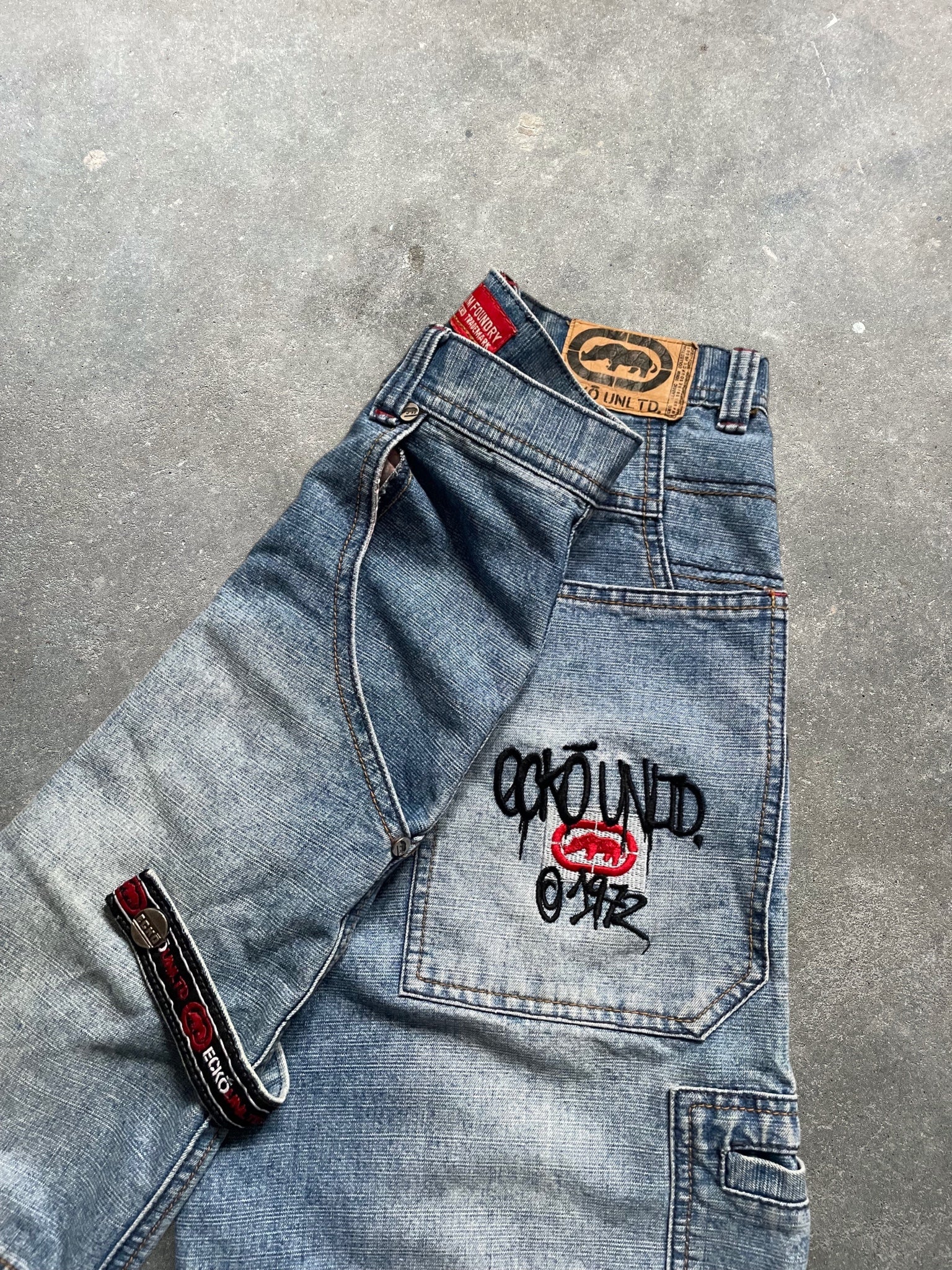 2000's Ecko Unltd Denim Jorts (27)