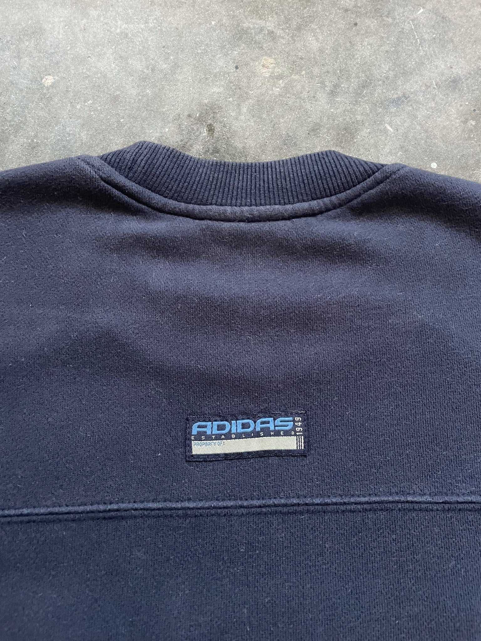 2000's Adidas Sweatshirt Navy (S/M)