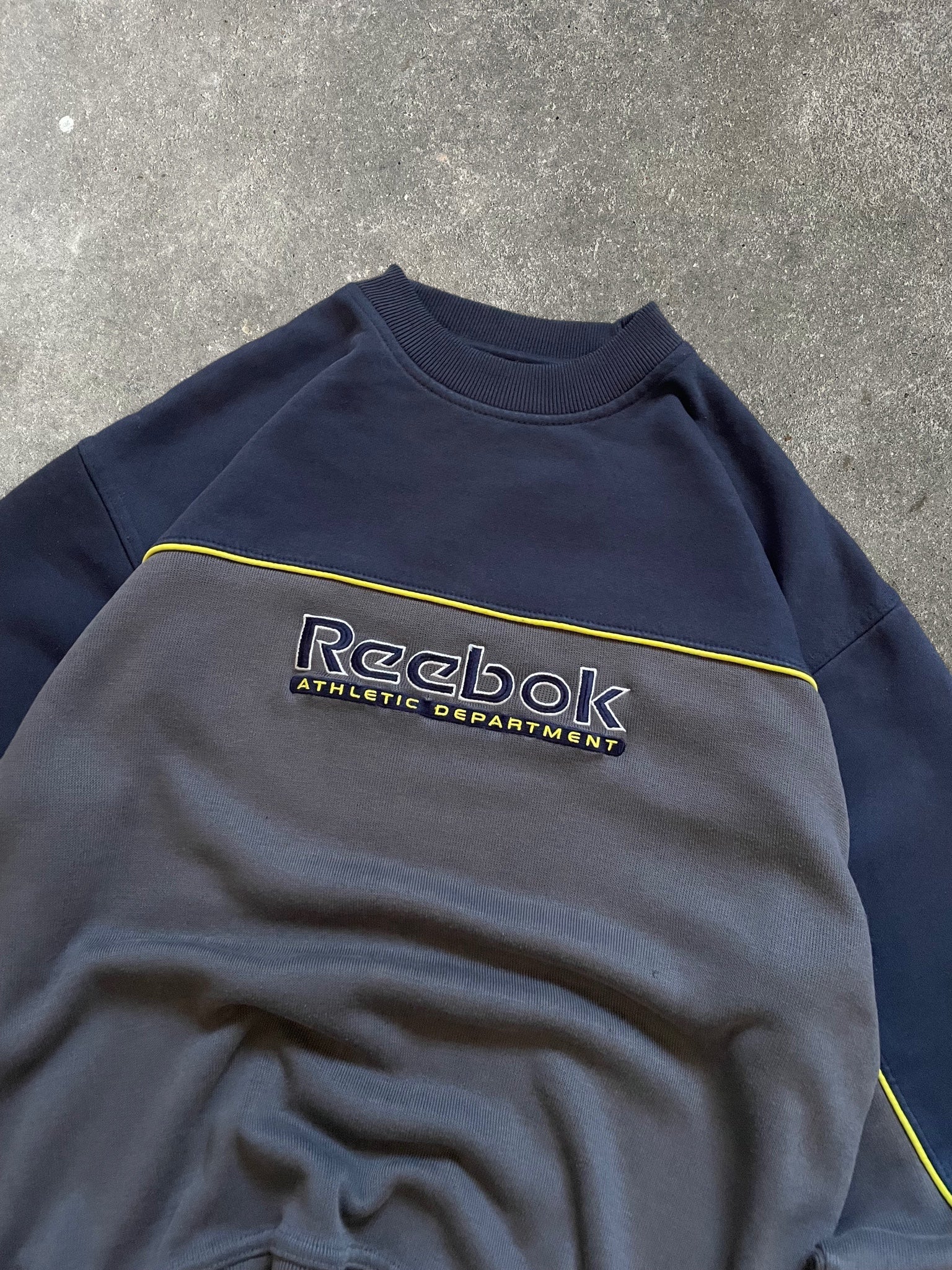 90's Reebok Sweatshirt Grey/Navy (M)