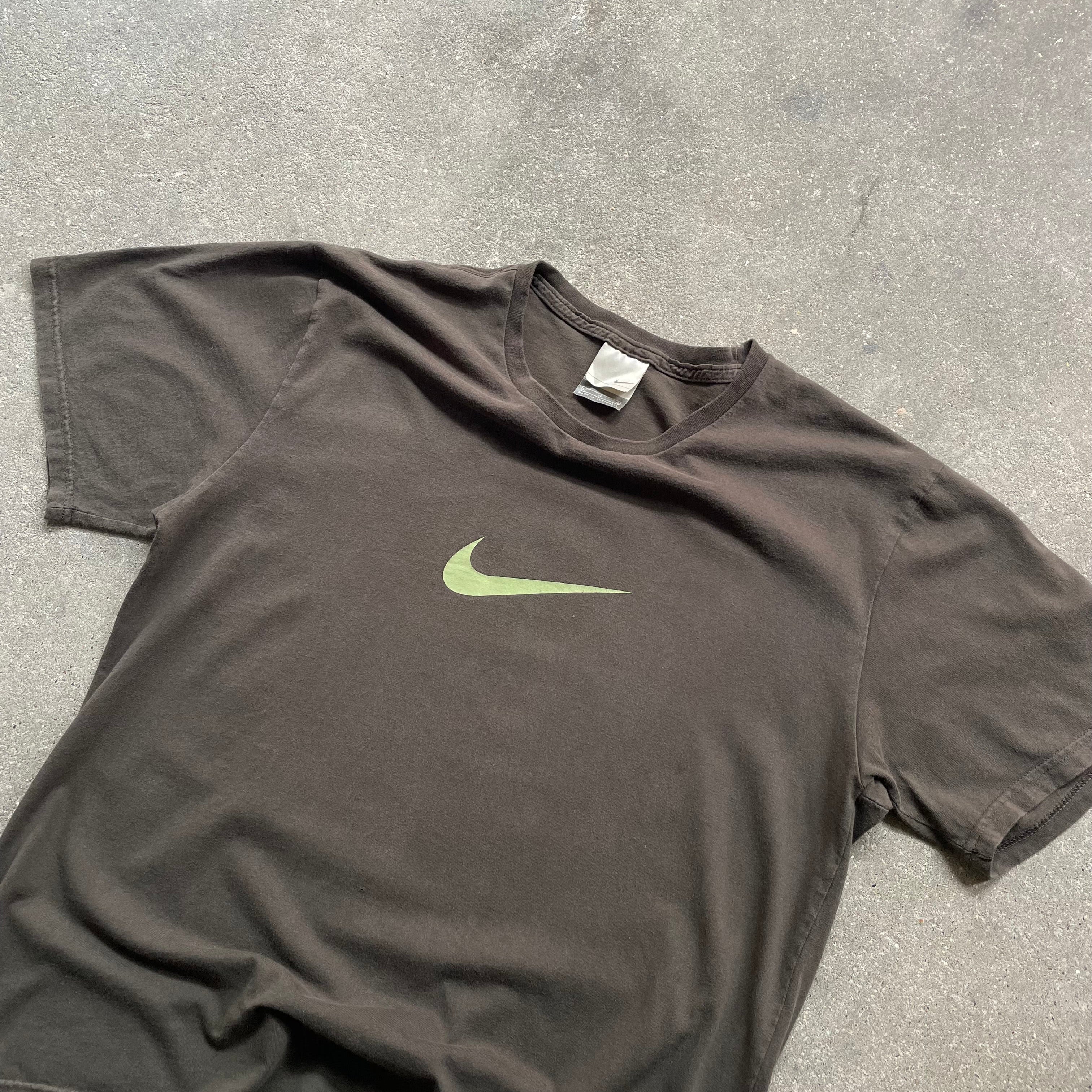 2000's Nike Tee Brown (L)