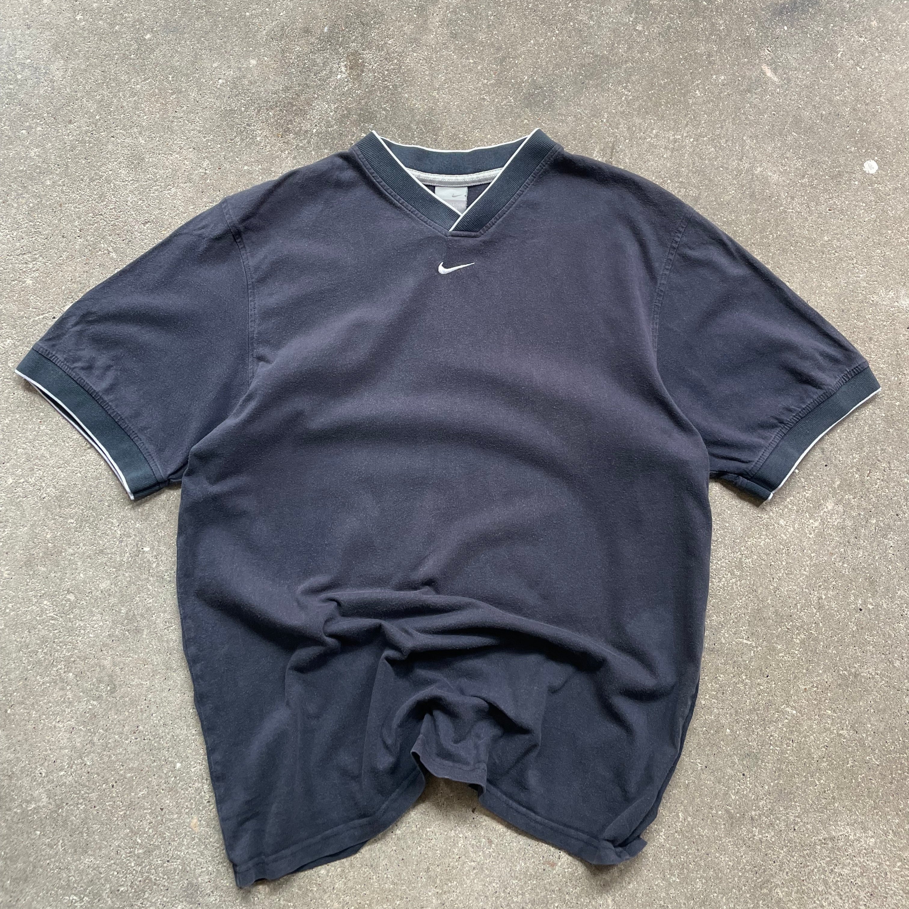 2000's Nike V-Neck Tee Navy (L)