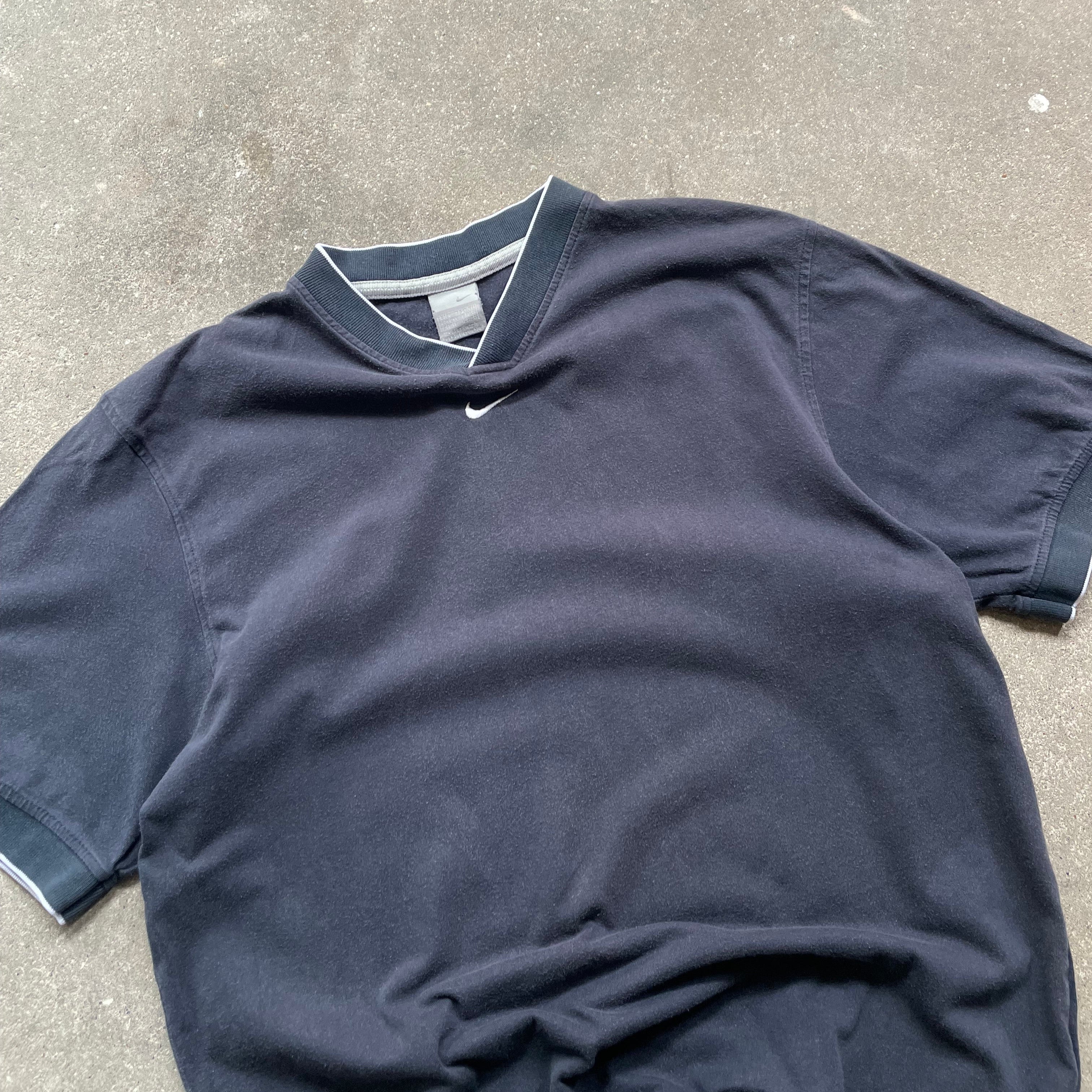 2000's Nike V-Neck Tee Navy (L)