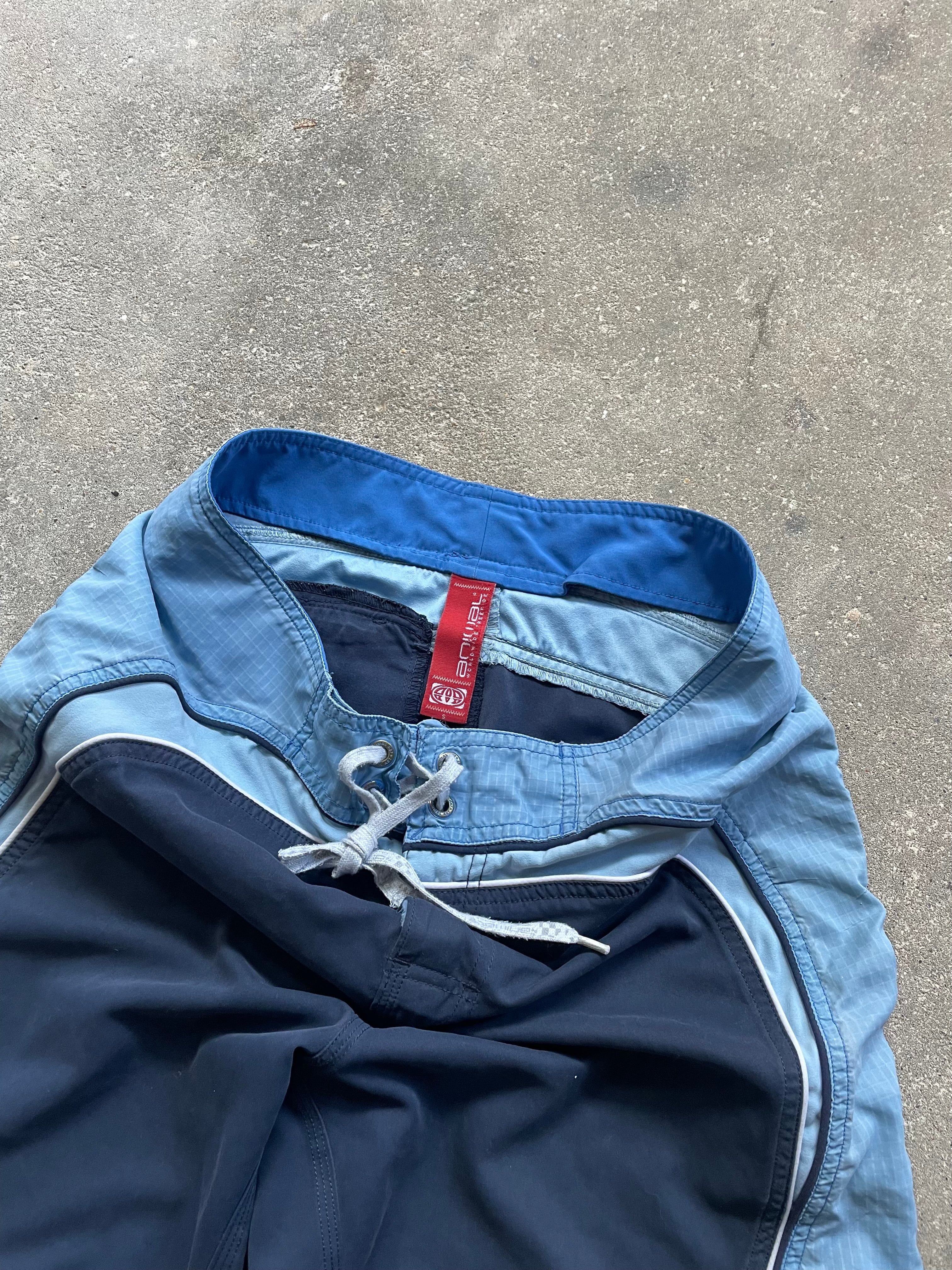 2000's Animal Boardshorts Navy (28/30)