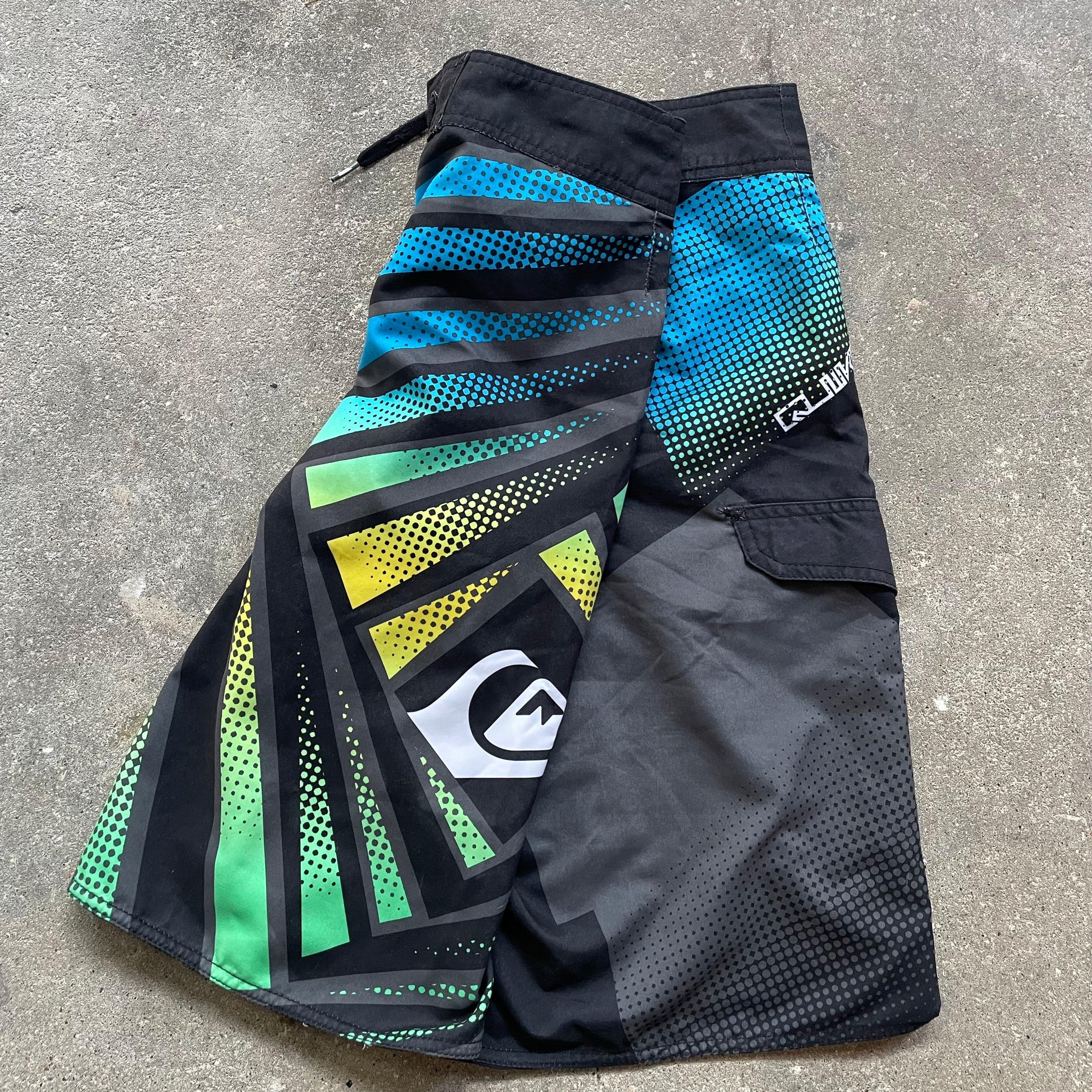 2000's Quiksilver Boardshorts Black (28/30)