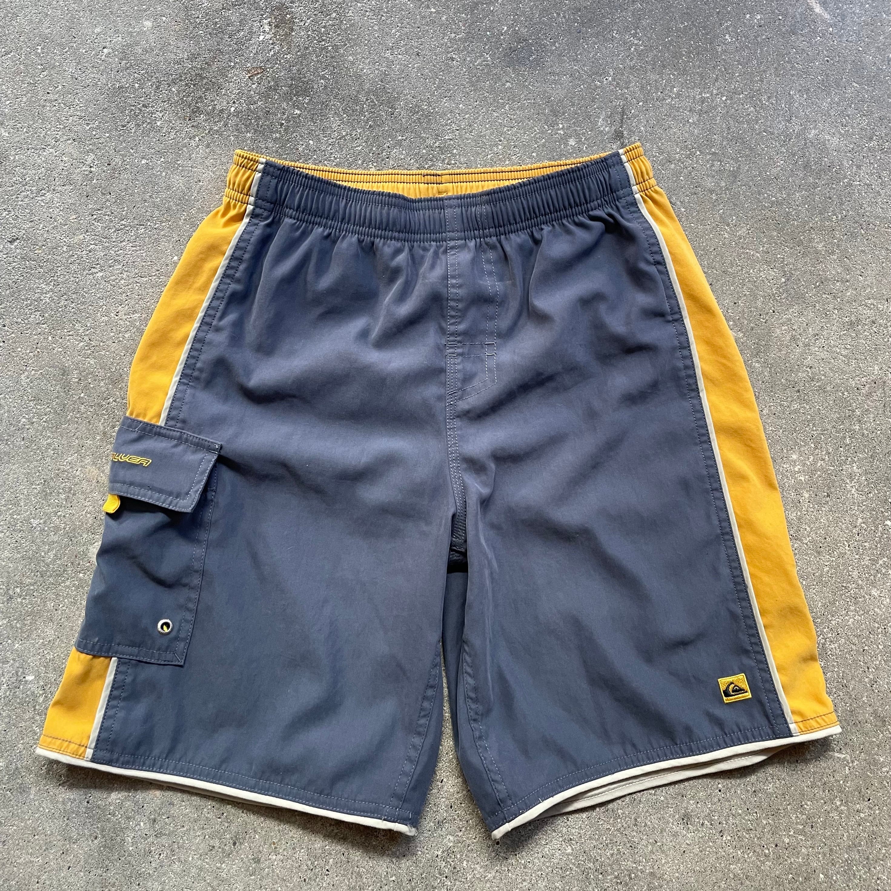 2000's Quiksilver Boardshorts Grey/Yellow (26/28)