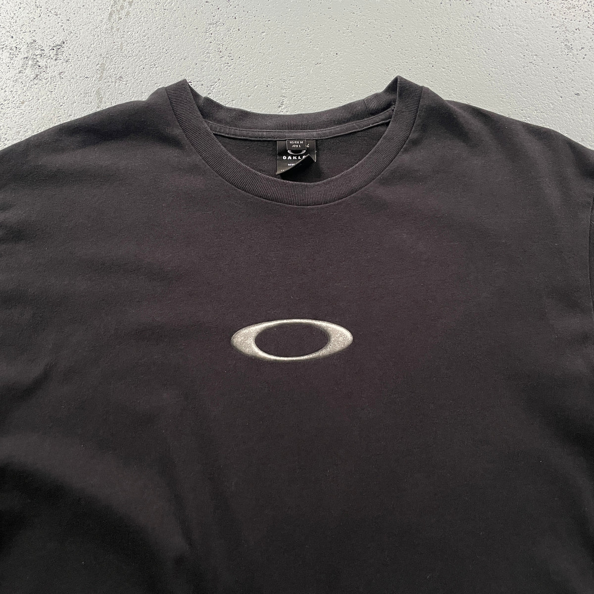 2000's Oakley Tee (M)