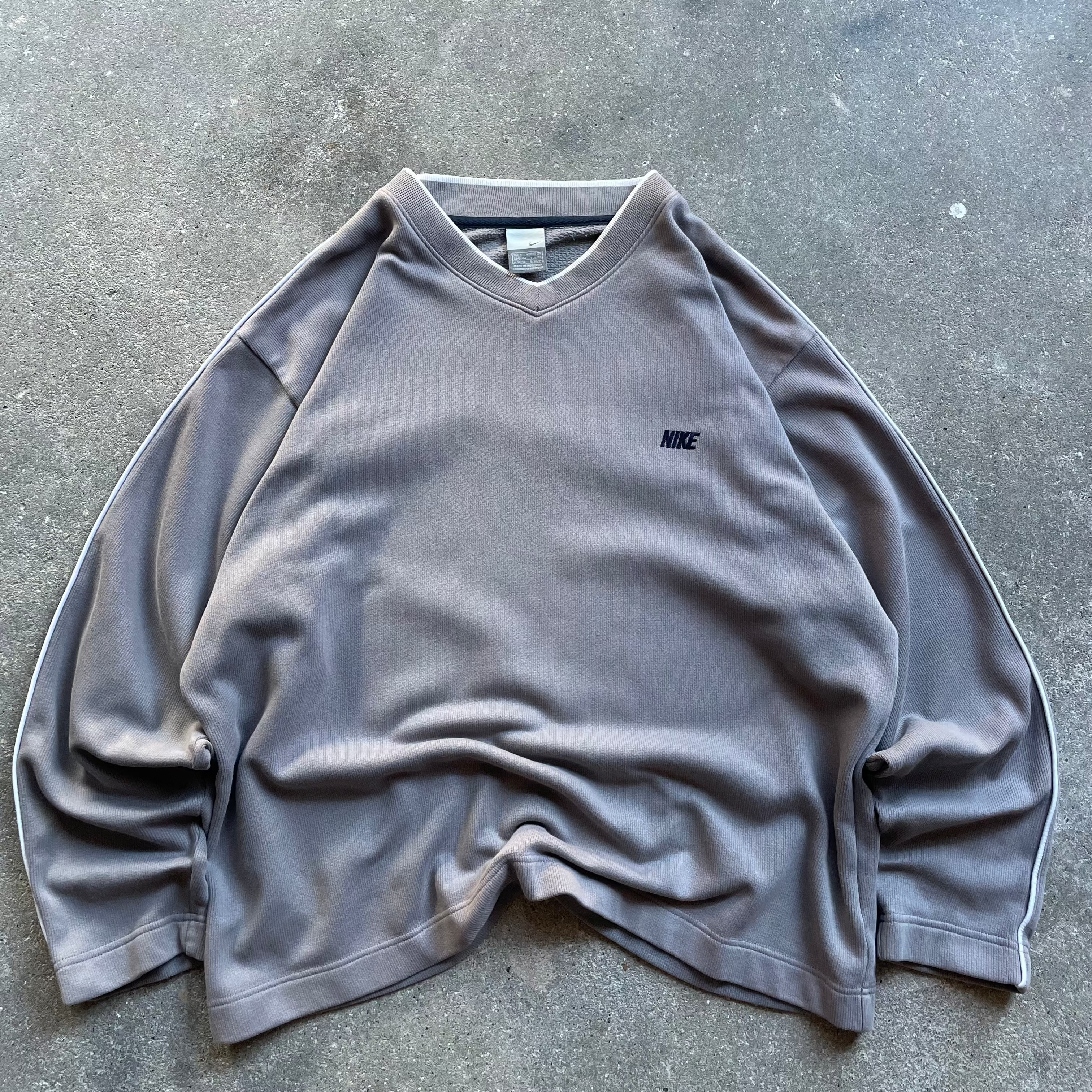2000's Nike V-Neck Sweatshirt Light Brown (L)