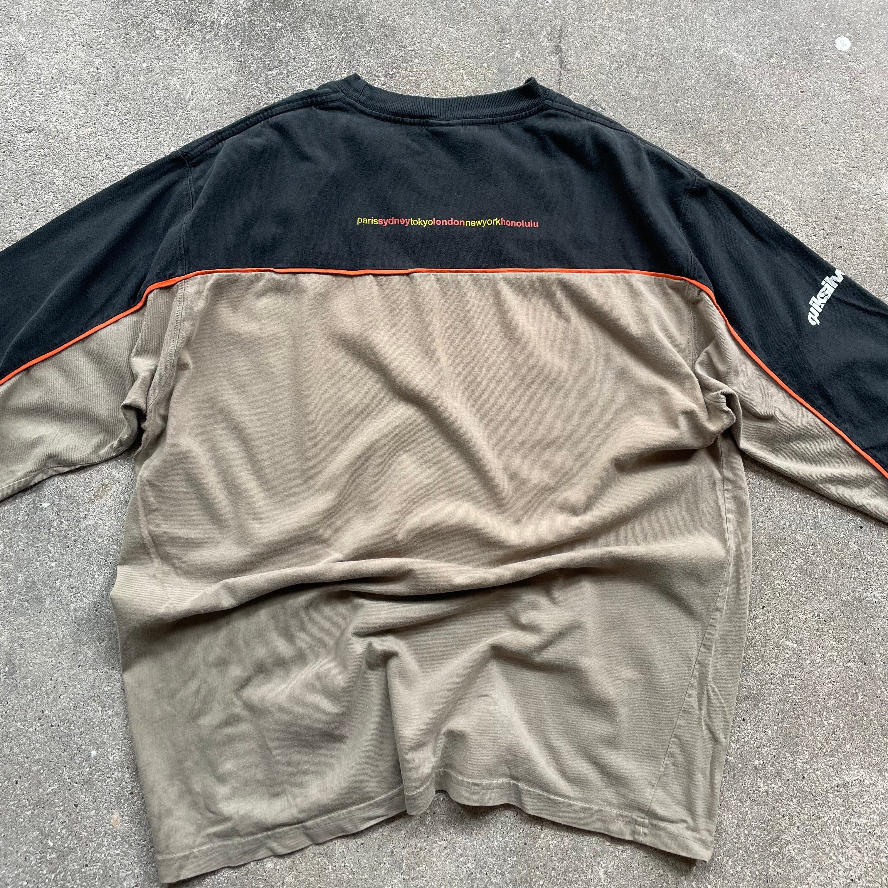 2000's Quiksilver Long Sleeve Tee (M)