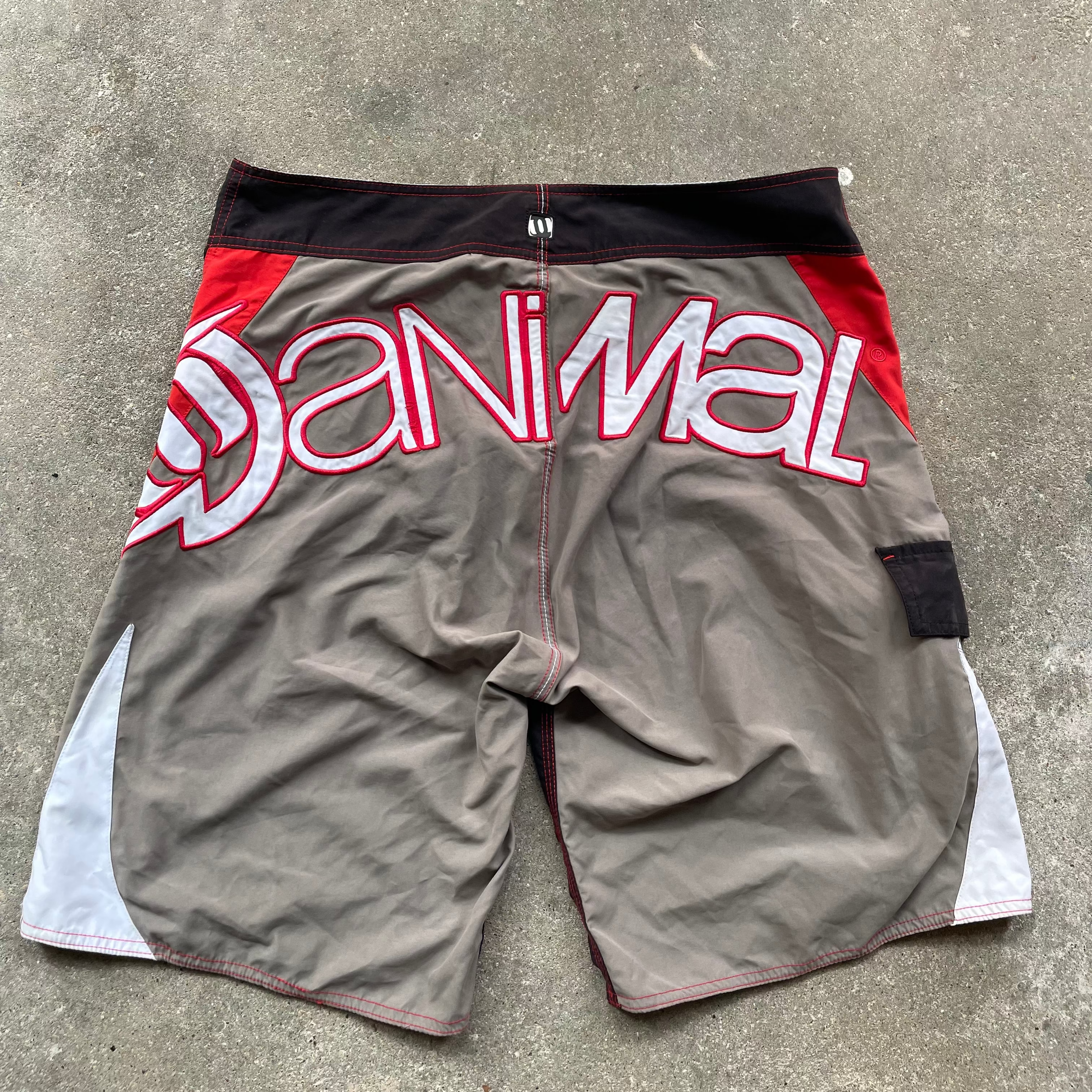 2000's Animal Boardshorts Red/Black (36)