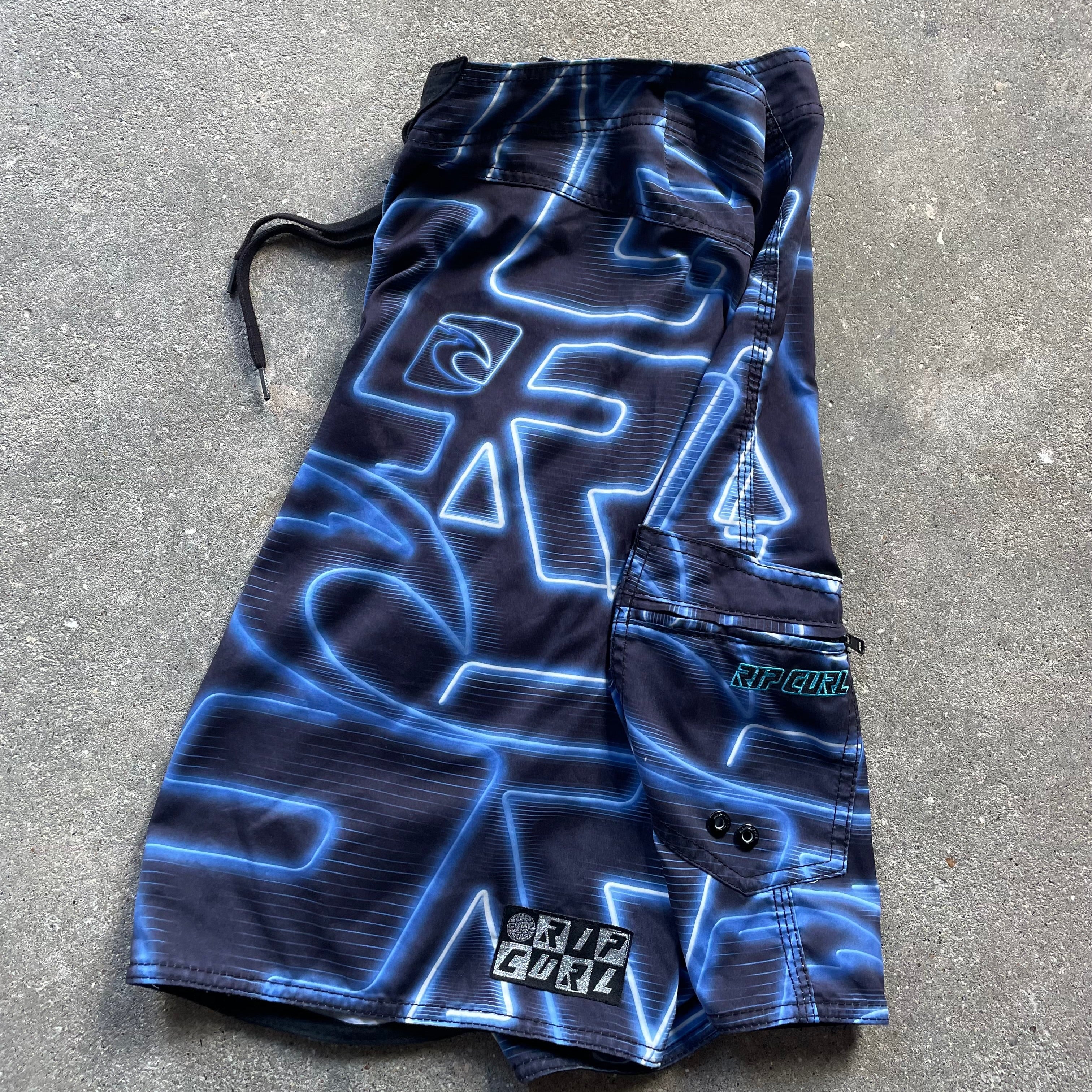 2000's Rip Curl Boardshorts Black/Blue (32)